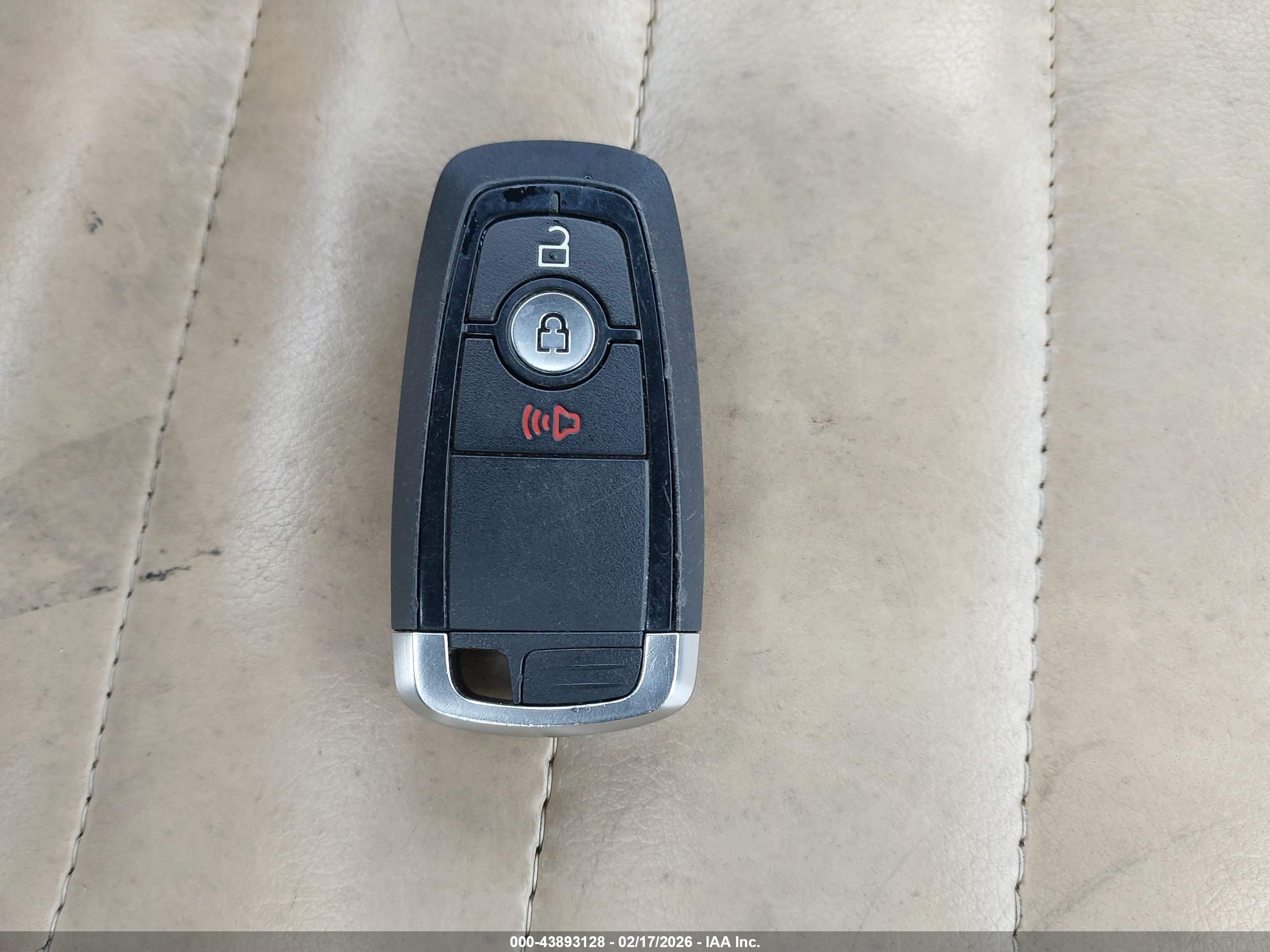FORD ESCAPE image 11