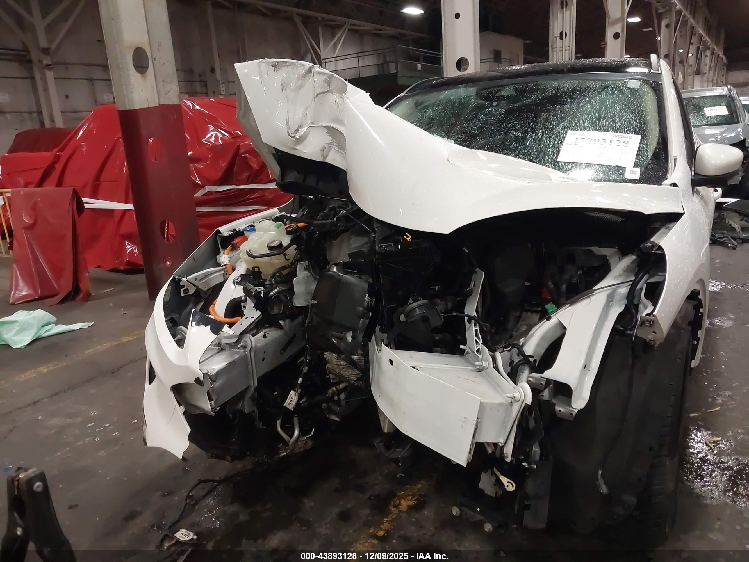 FORD ESCAPE image 6