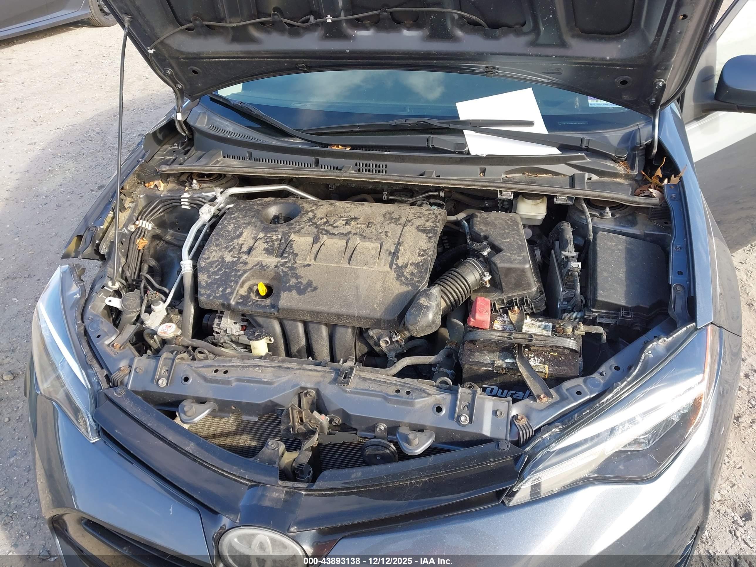 TOYOTA COROLLA image 10