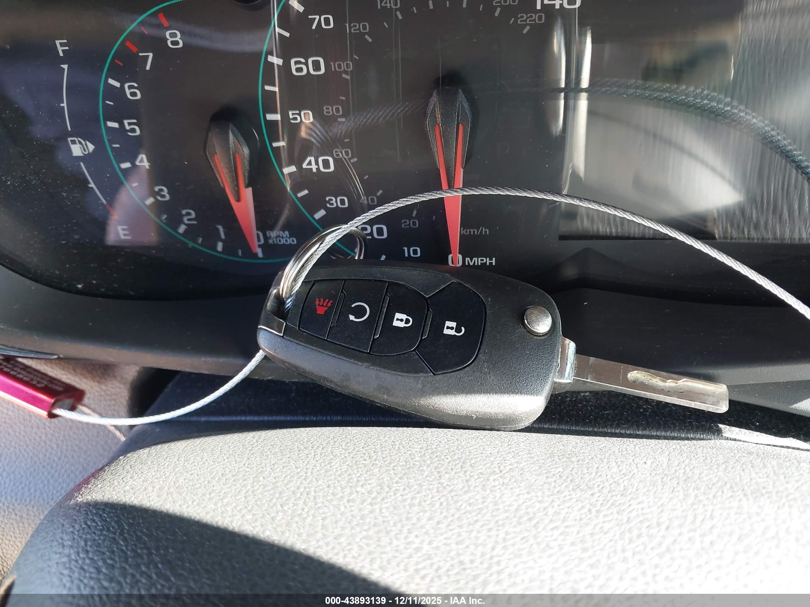 CHEVROLET TRAX image 11