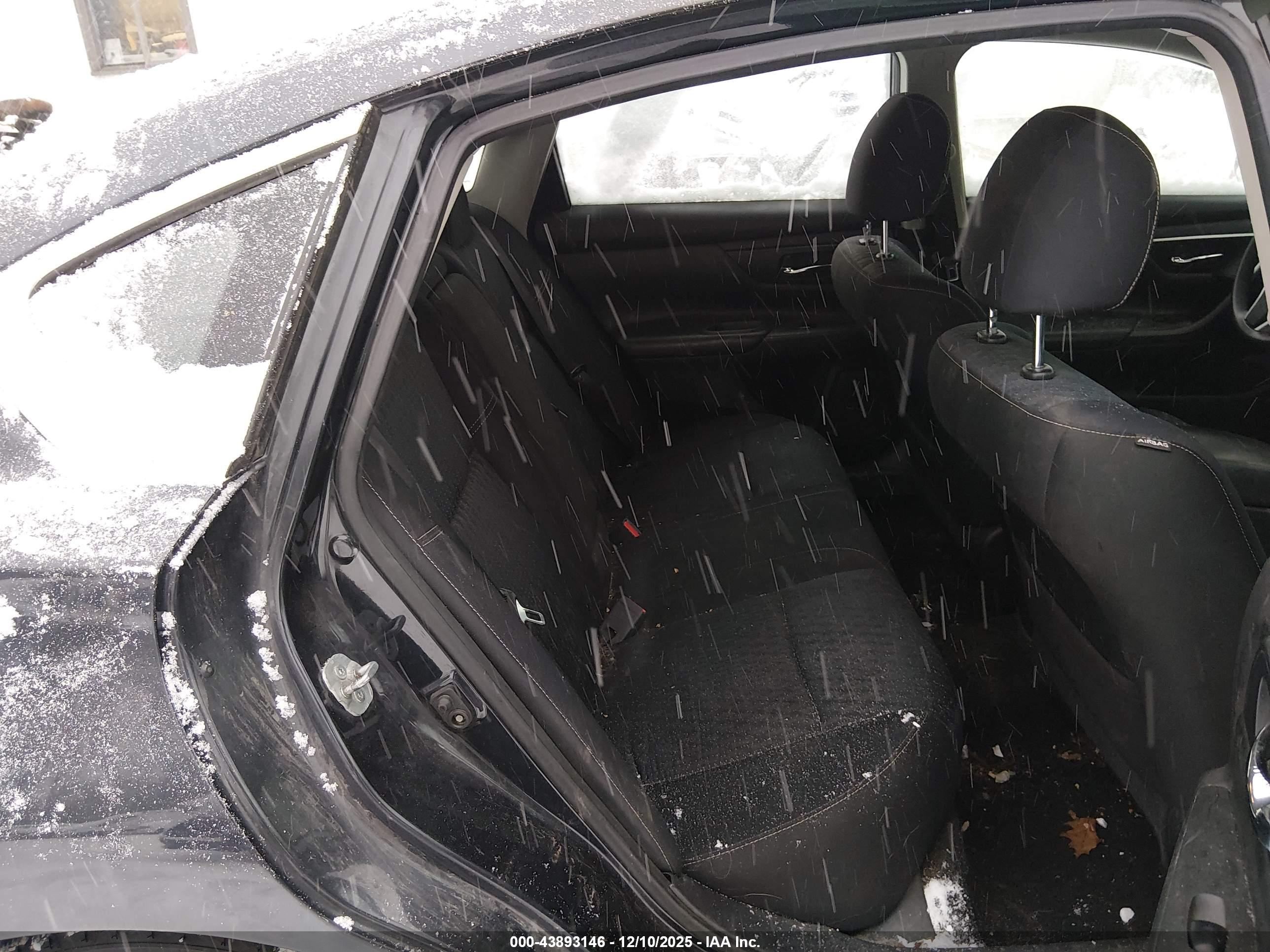 NISSAN ALTIMA image 8