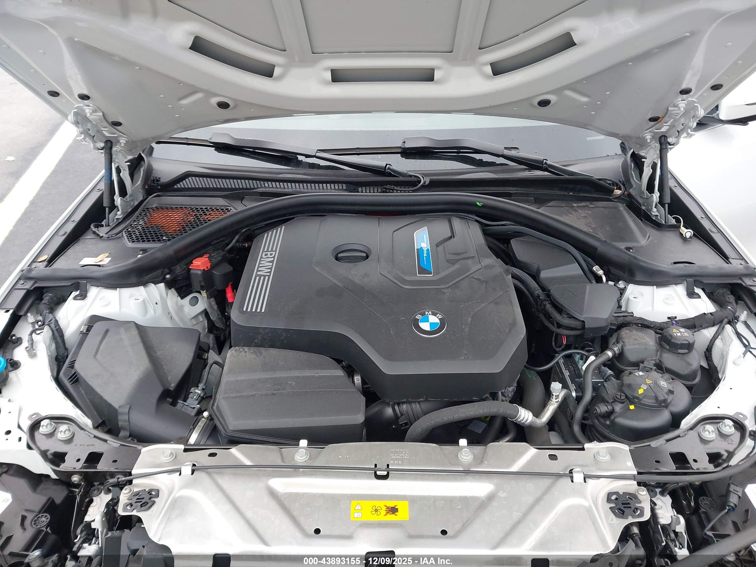 BMW 330E image 10