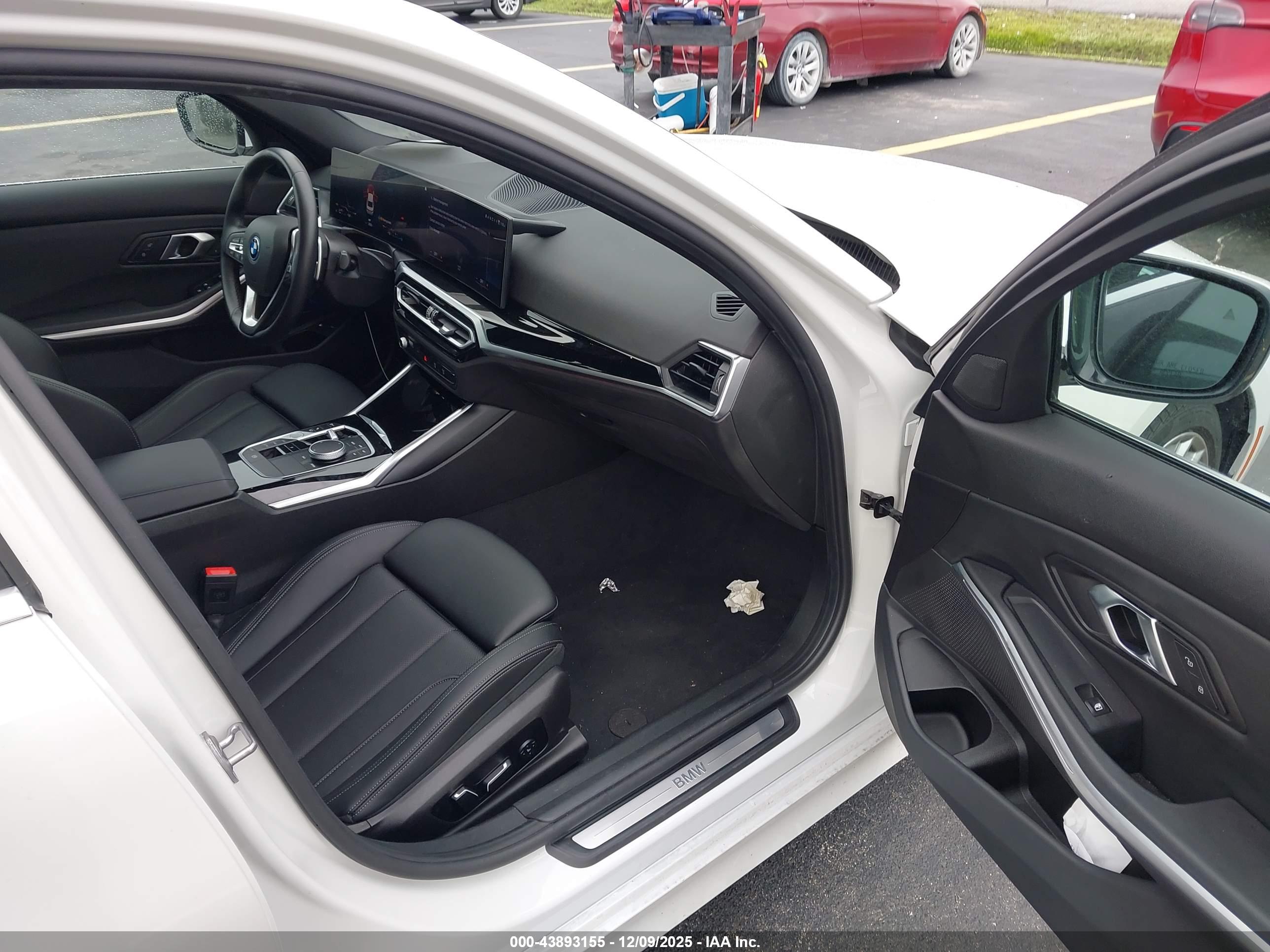 BMW 330E image 5