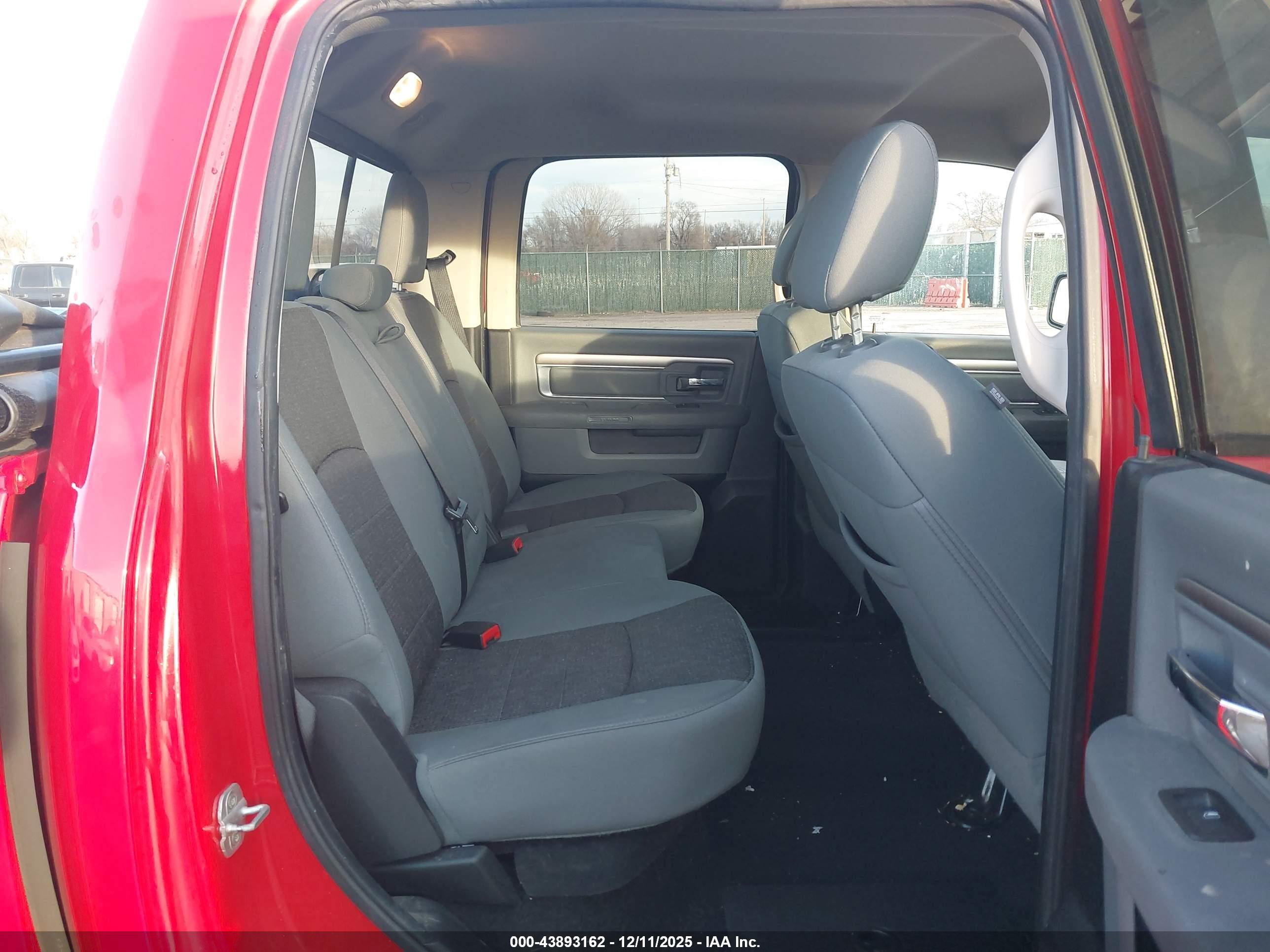 RAM 1500 image 8