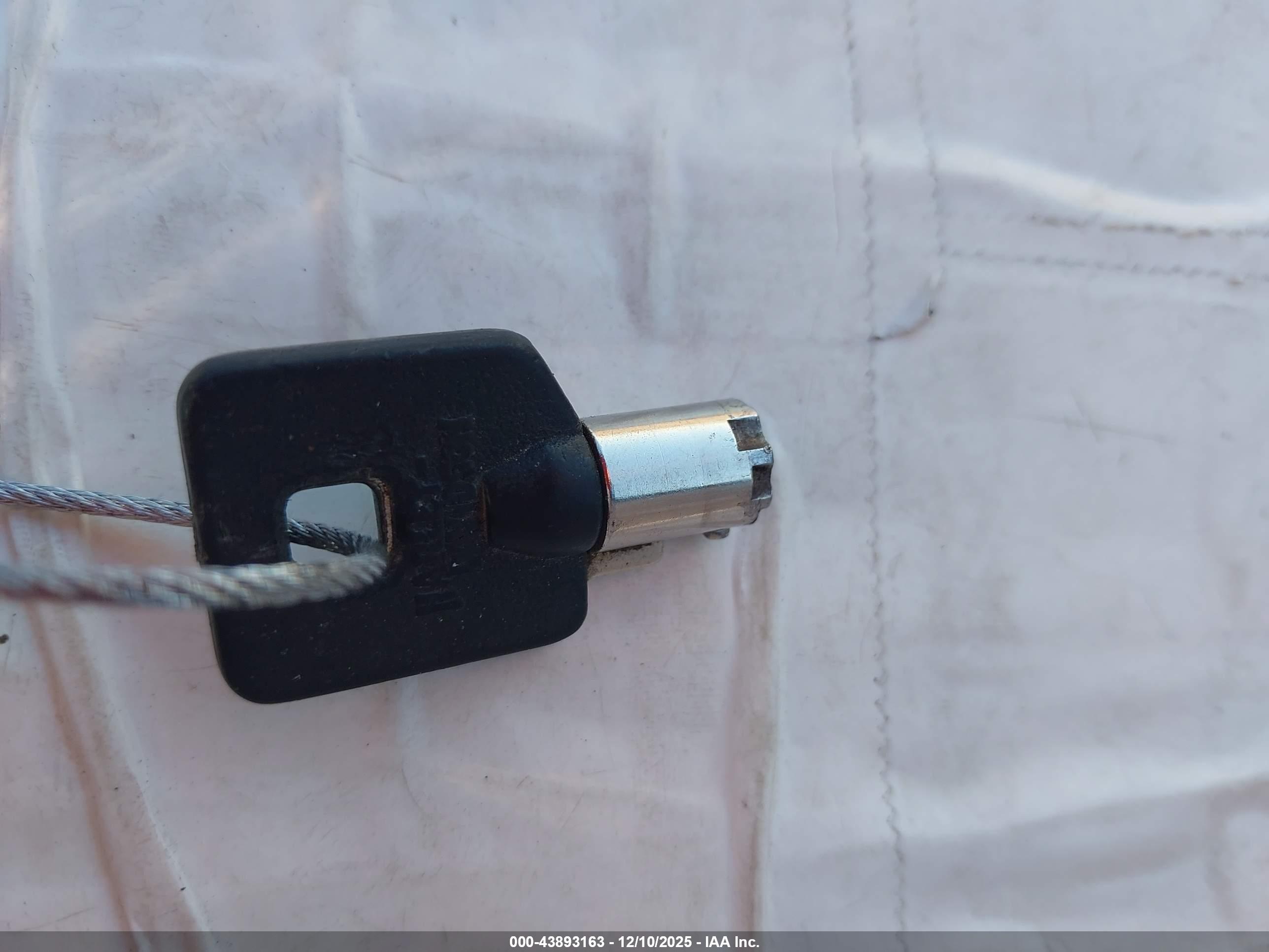HARLEY-DAVIDSON FLHTCUI image 11