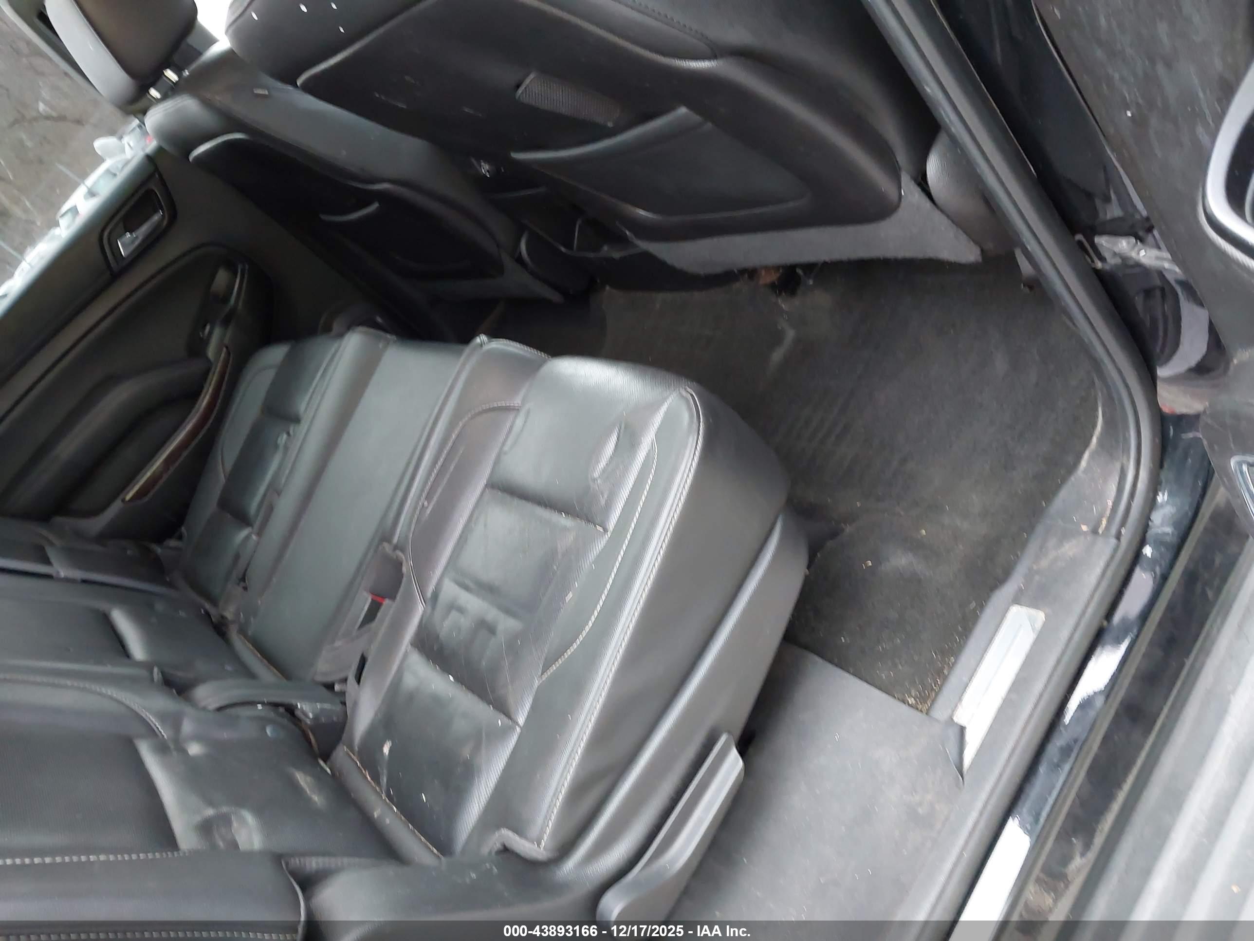 GMC YUKON image 8