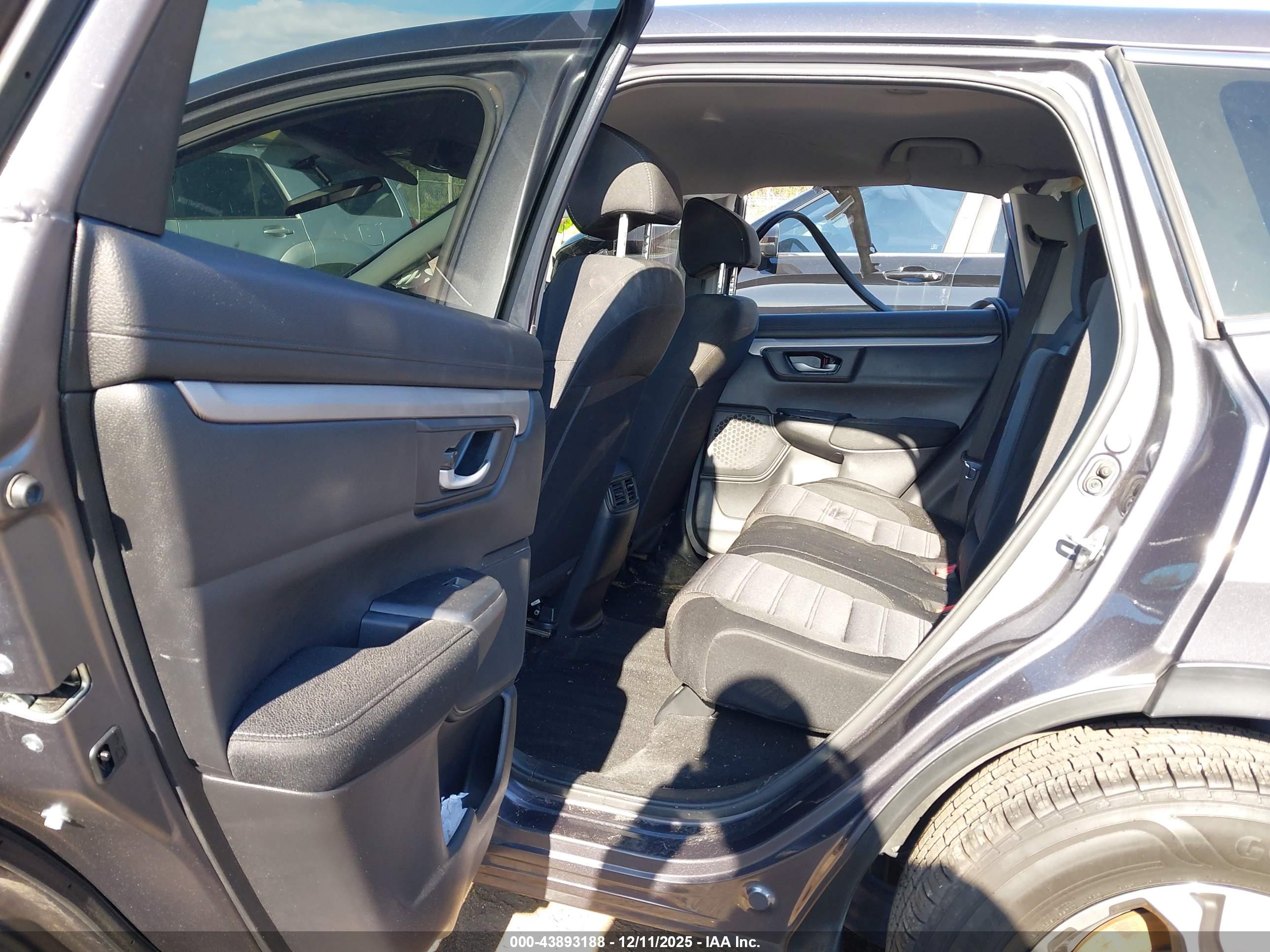 HONDA CR-V image 8
