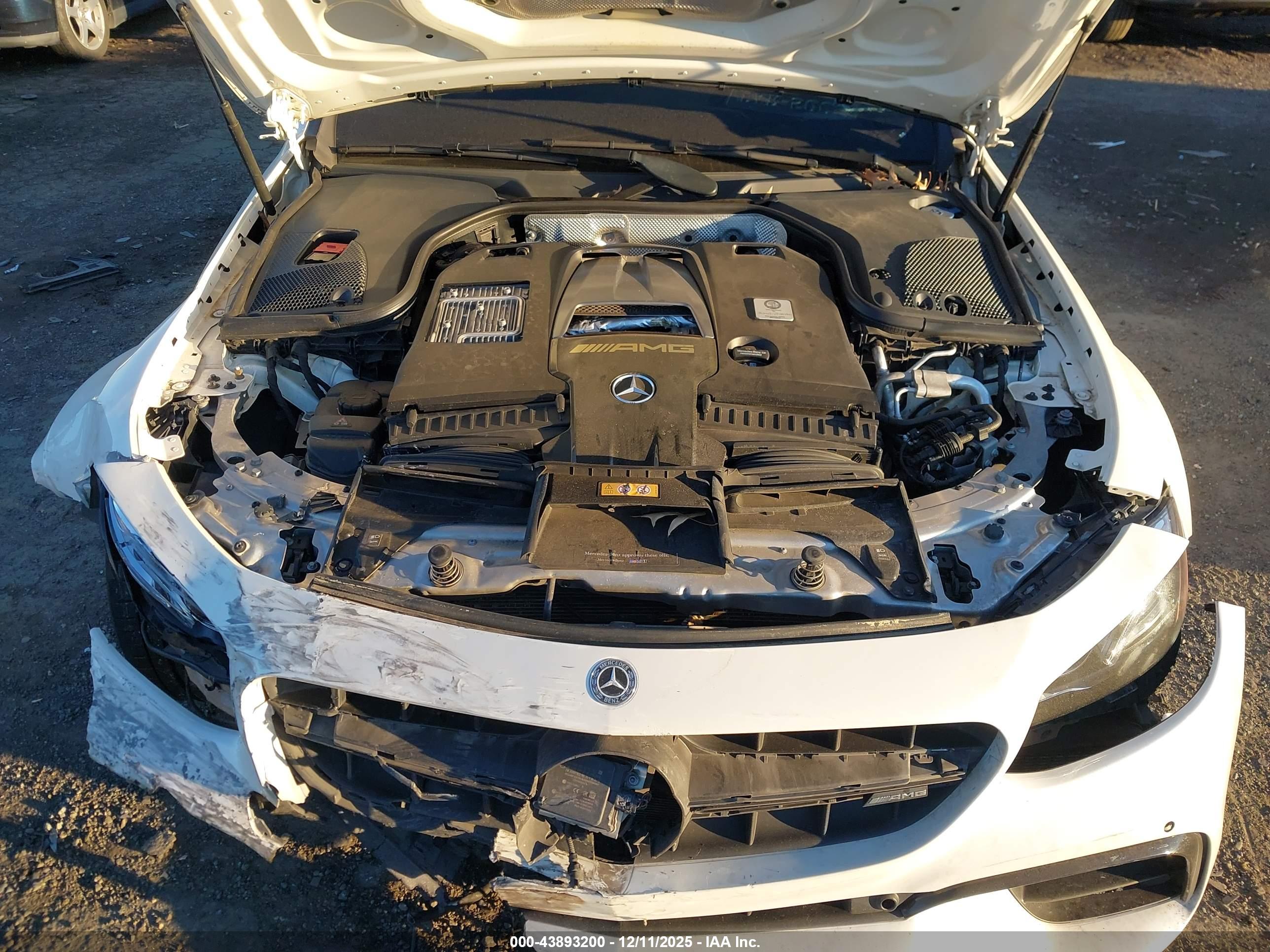 MERCEDES-BENZ E-CLASS image 10