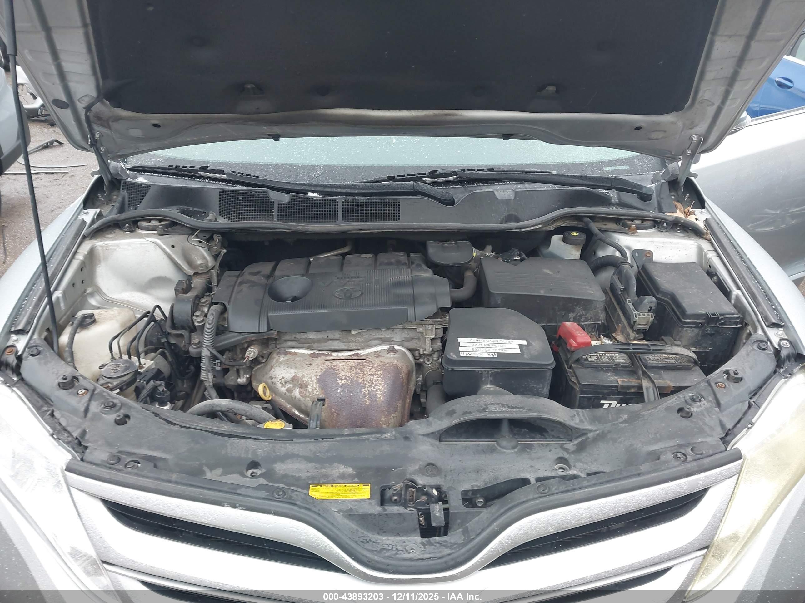 TOYOTA VENZA image 10