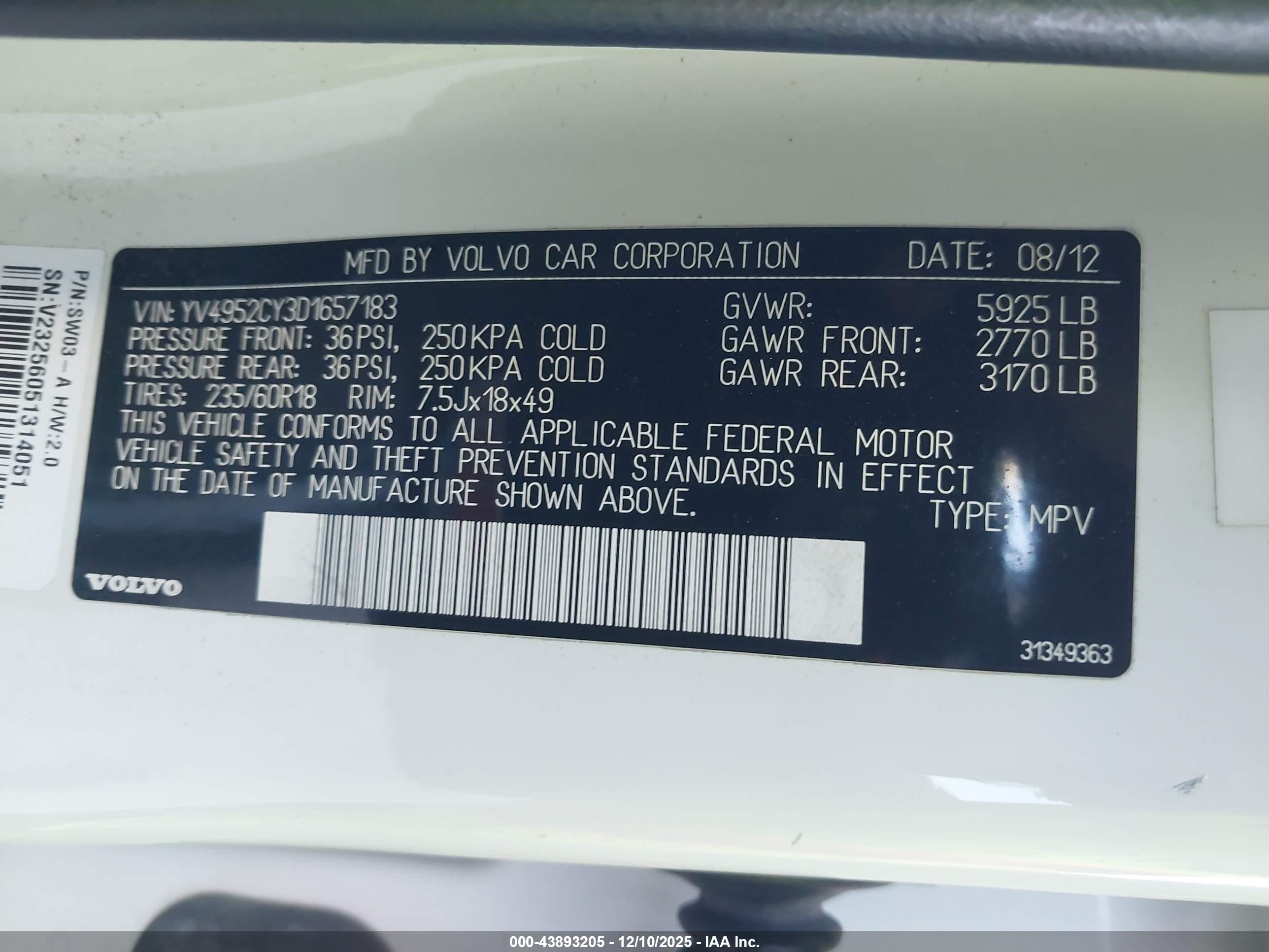 VOLVO XC90 image 9