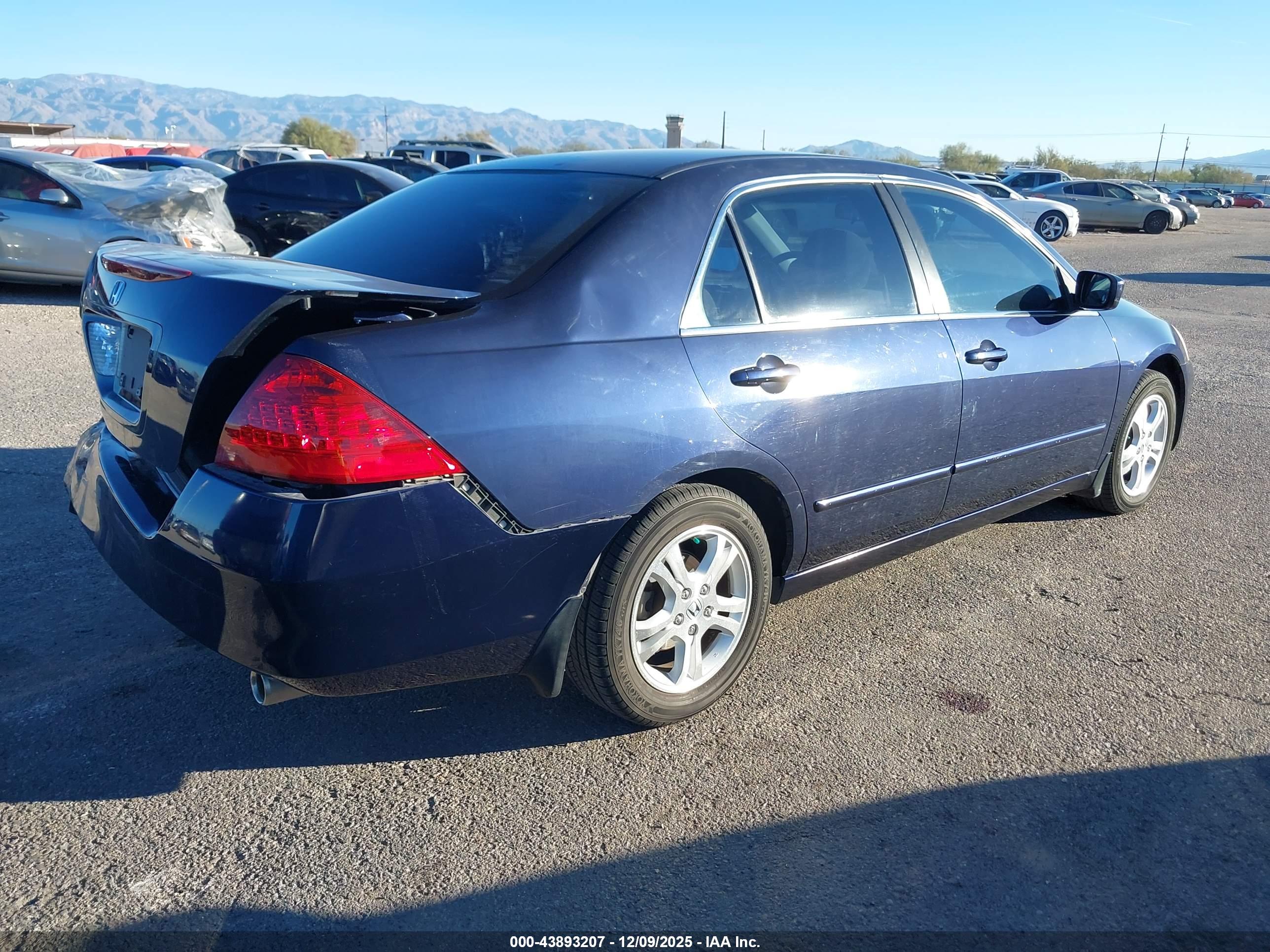 HONDA ACCORD image 4