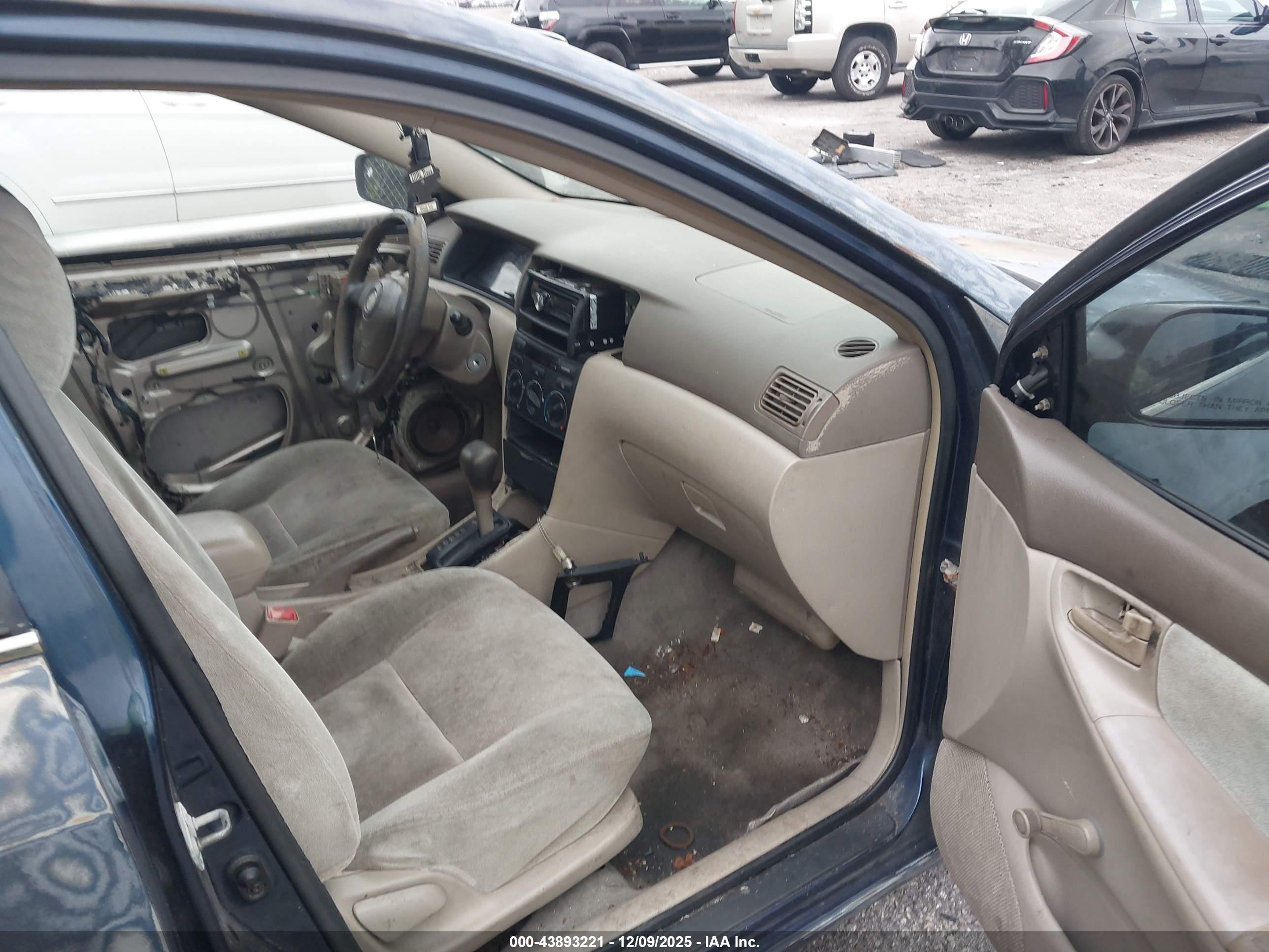 TOYOTA COROLLA image 5