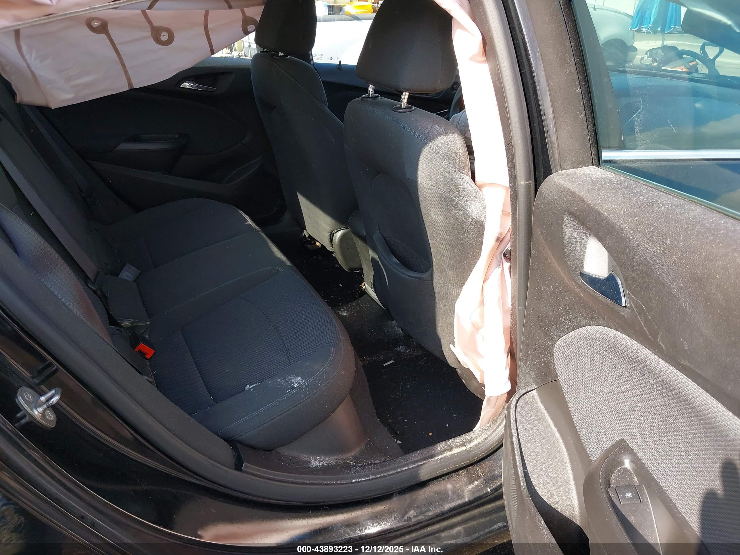 CHEVROLET CRUZE image 8