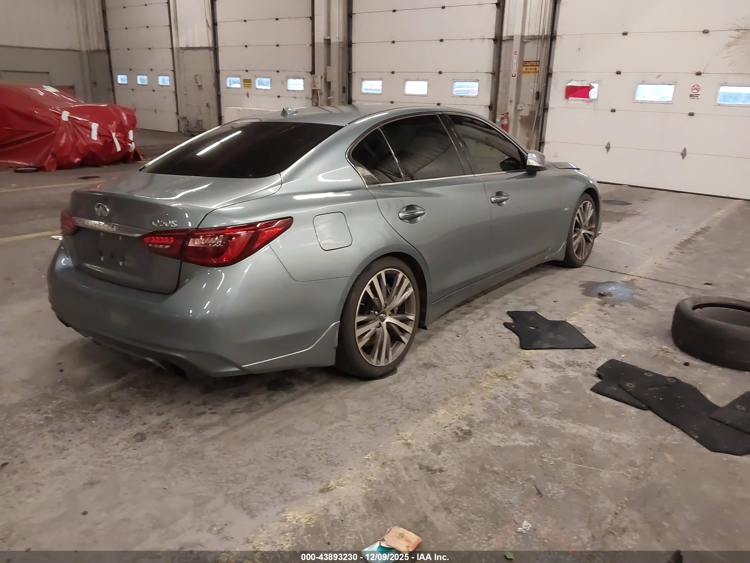 INFINITI Q50 image 4