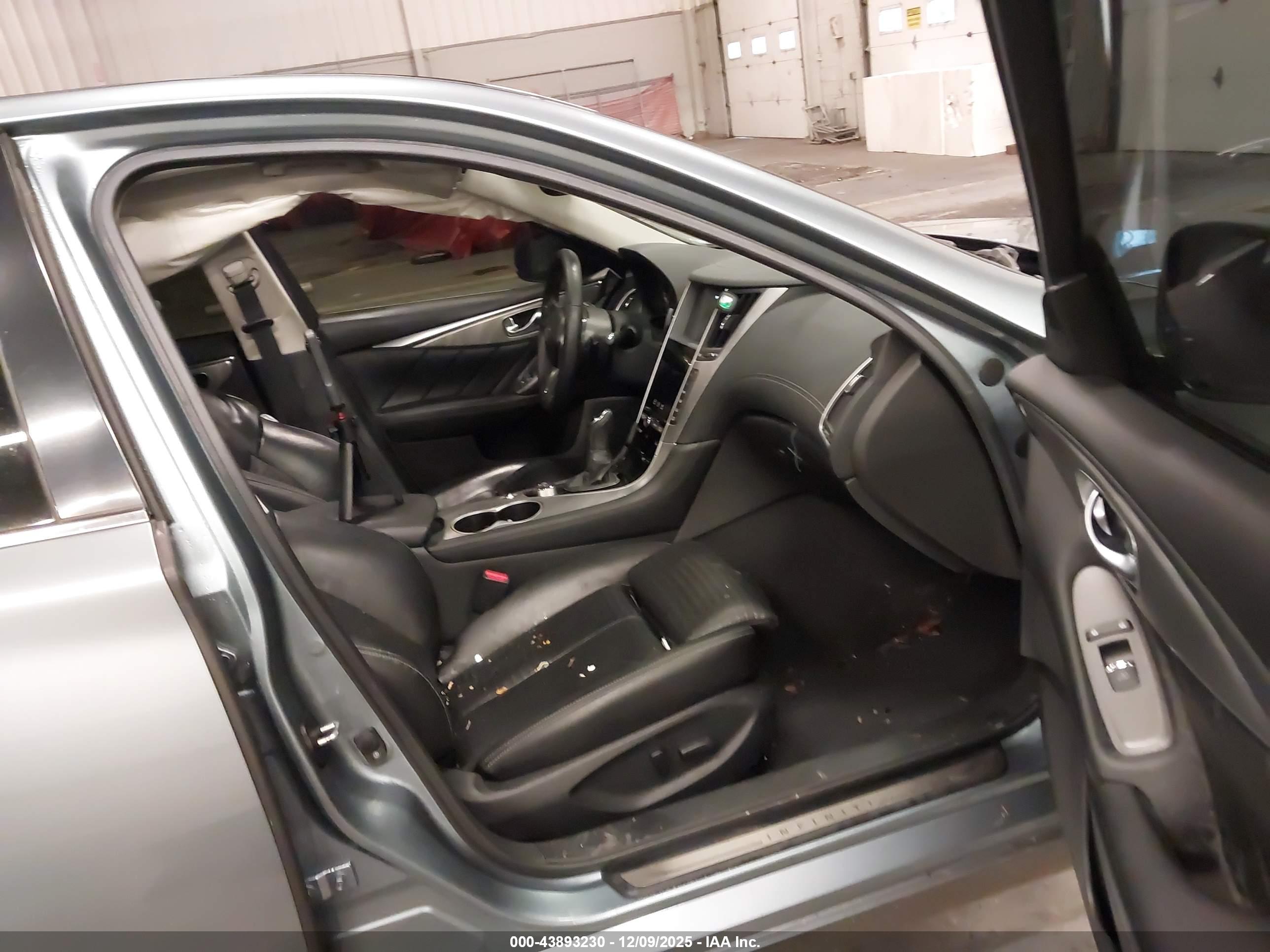 INFINITI Q50 image 5