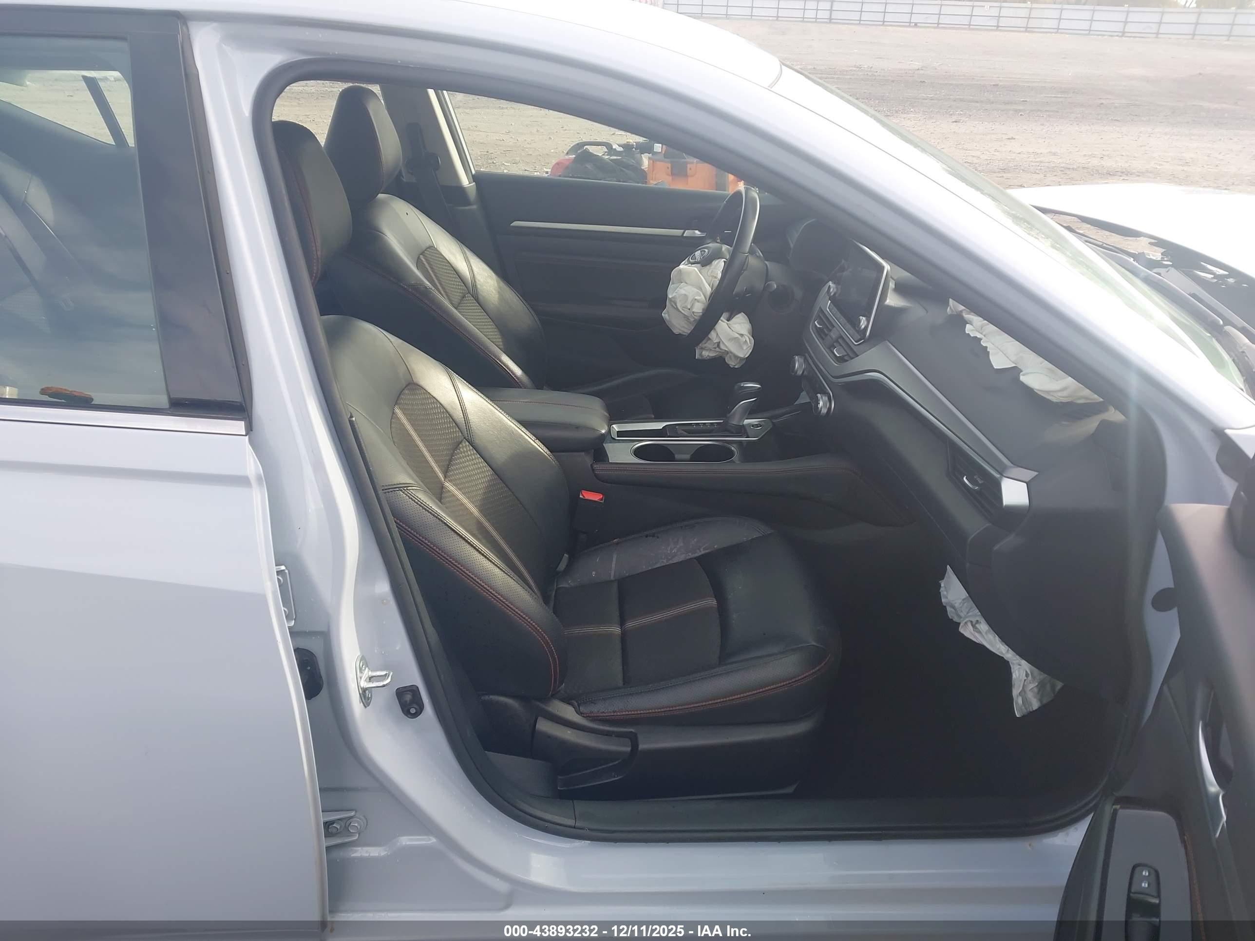NISSAN ALTIMA image 5