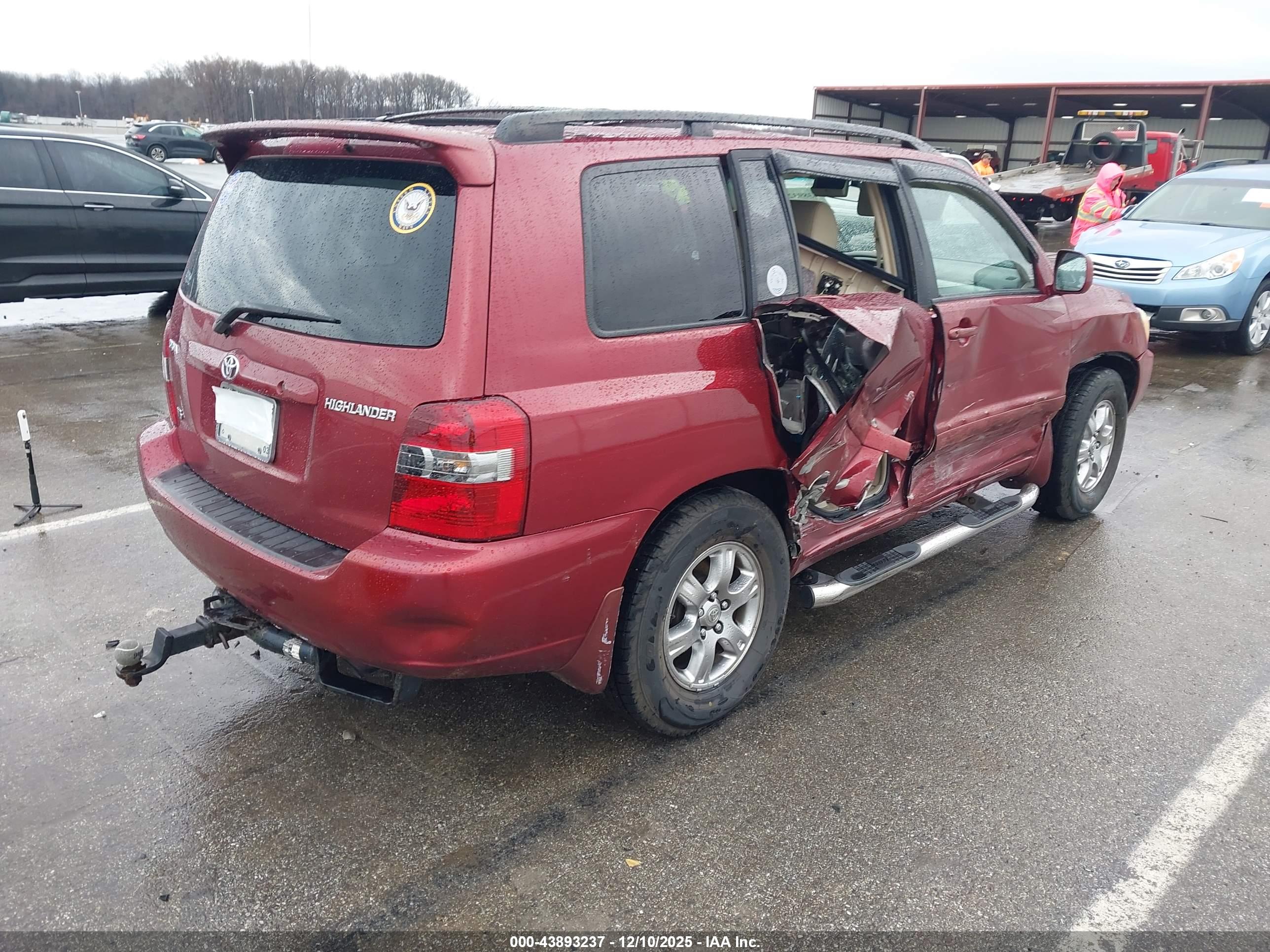 TOYOTA HIGHLANDER image 4
