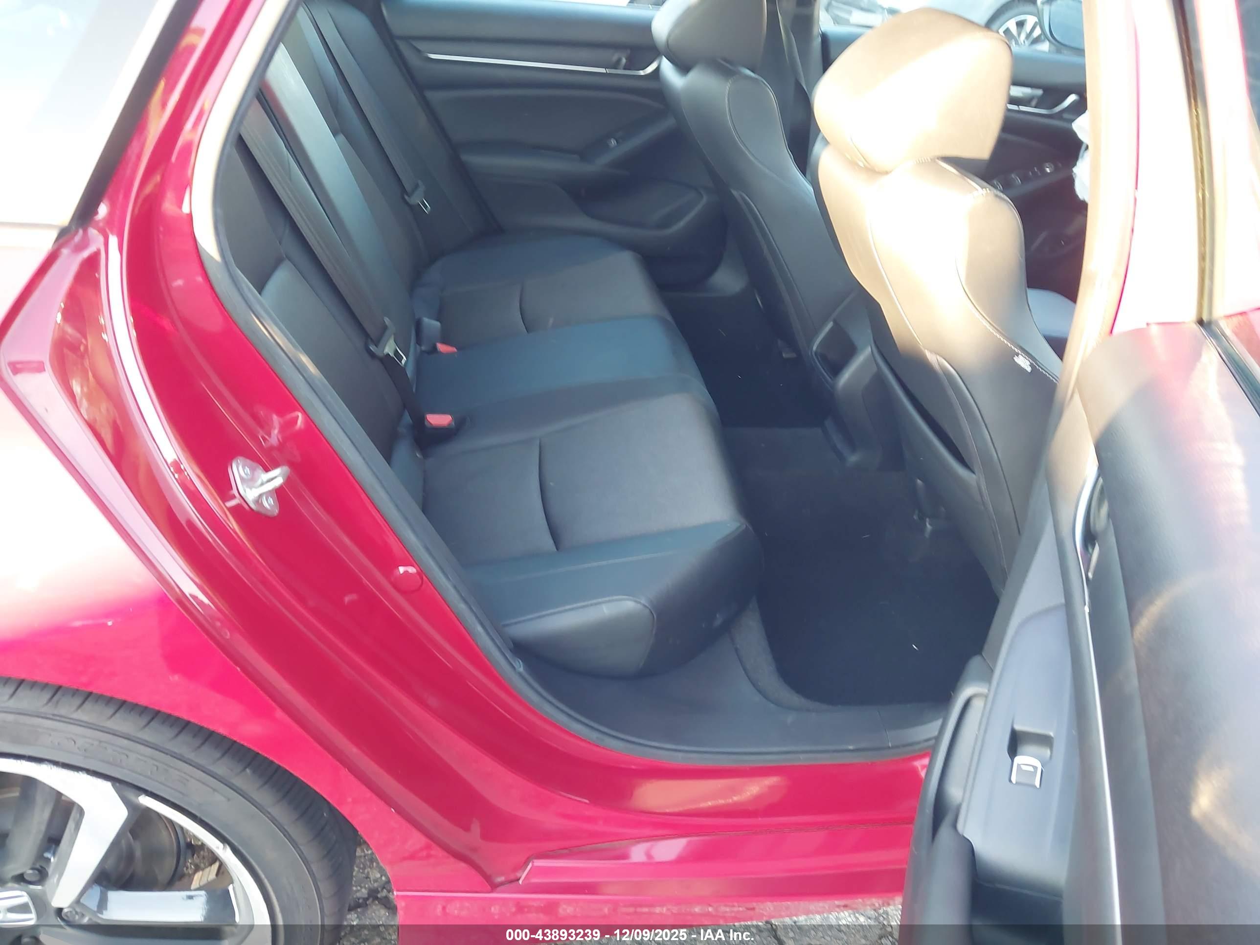 HONDA ACCORD image 8
