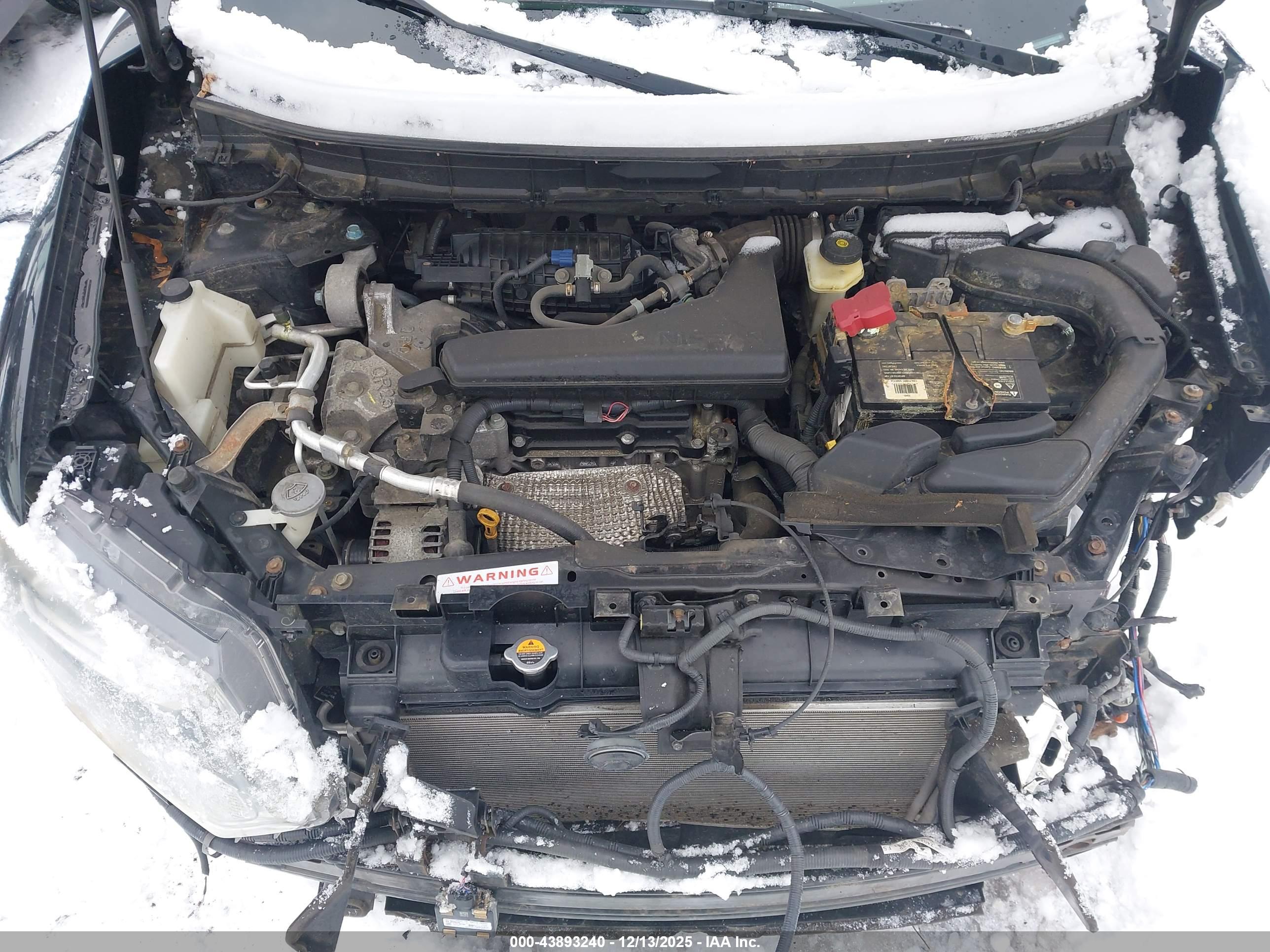 NISSAN ROGUE image 10