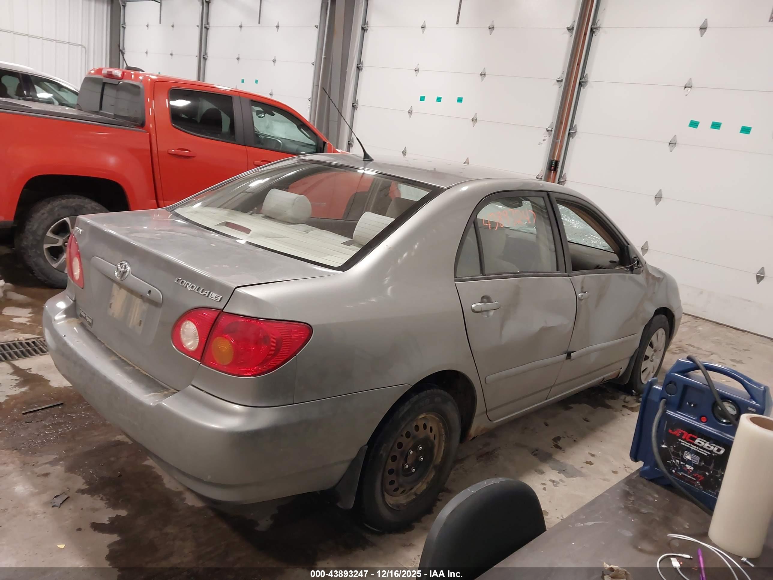 TOYOTA COROLLA image 4
