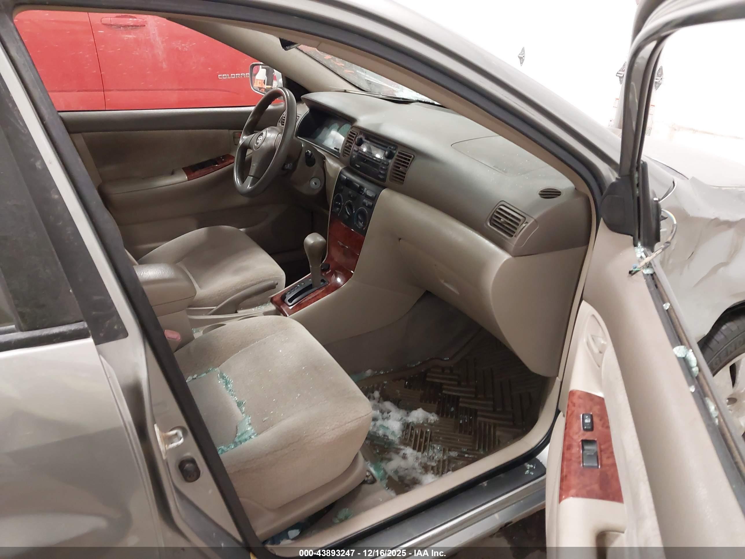TOYOTA COROLLA image 5