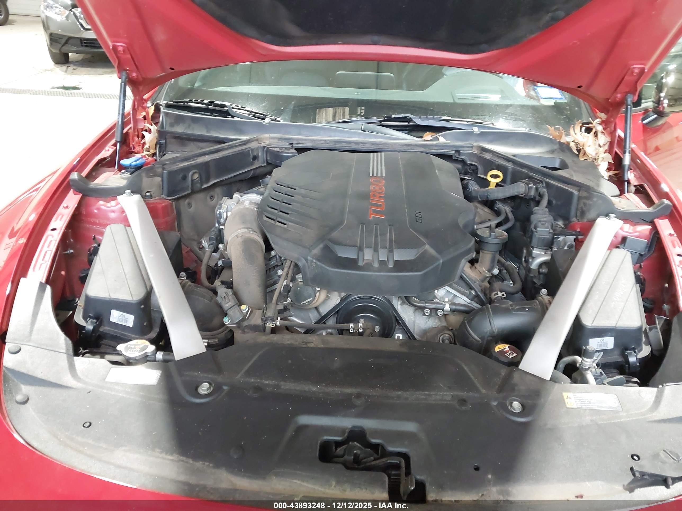 KIA STINGER image 10