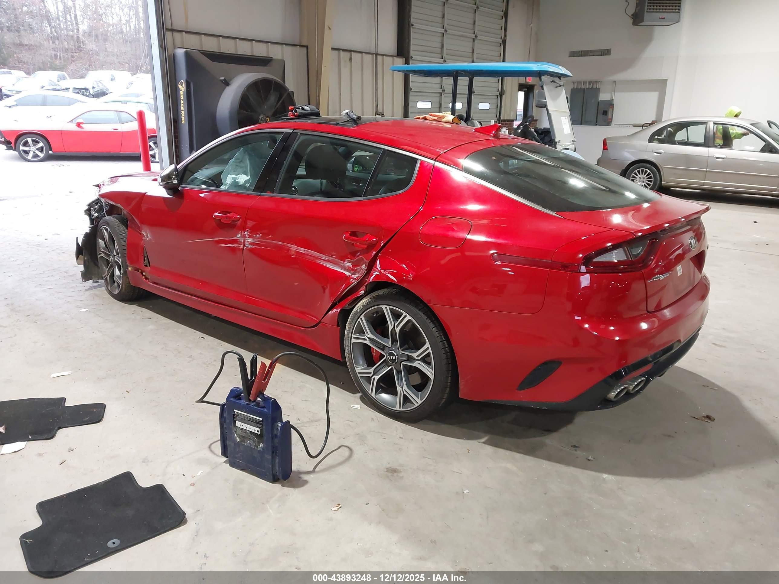 KIA STINGER image 3