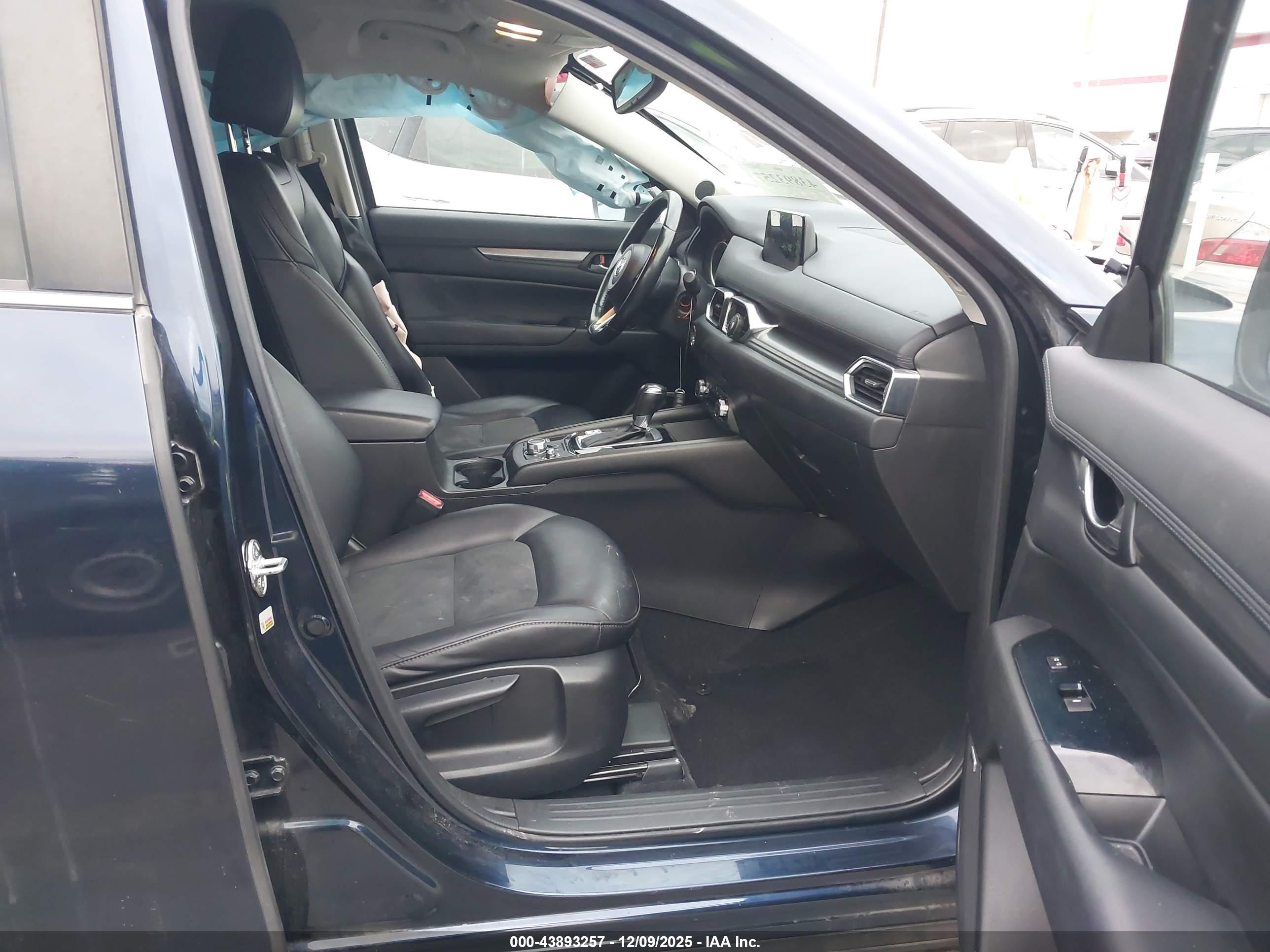 MAZDA CX-5 image 5