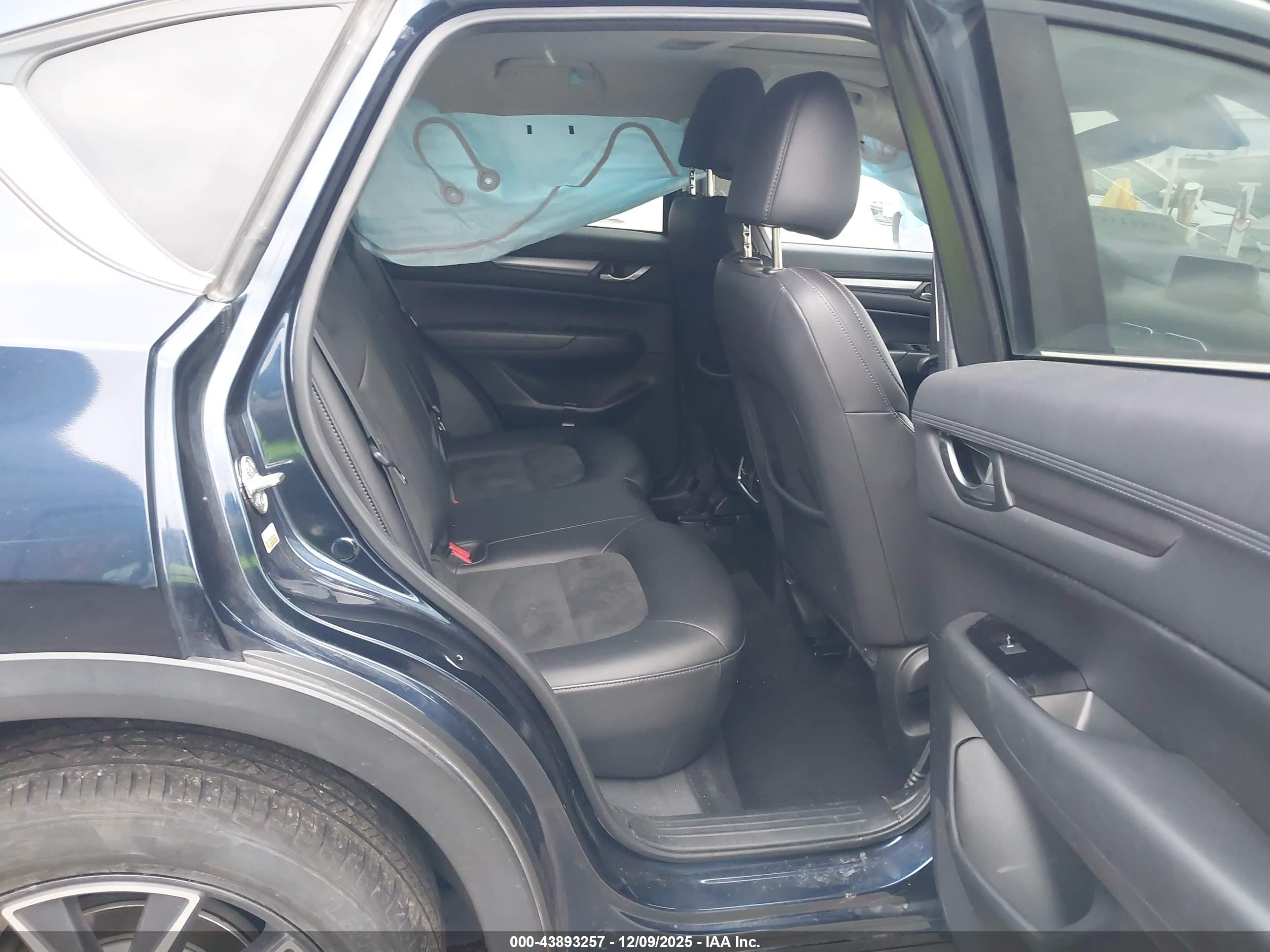 MAZDA CX-5 image 8