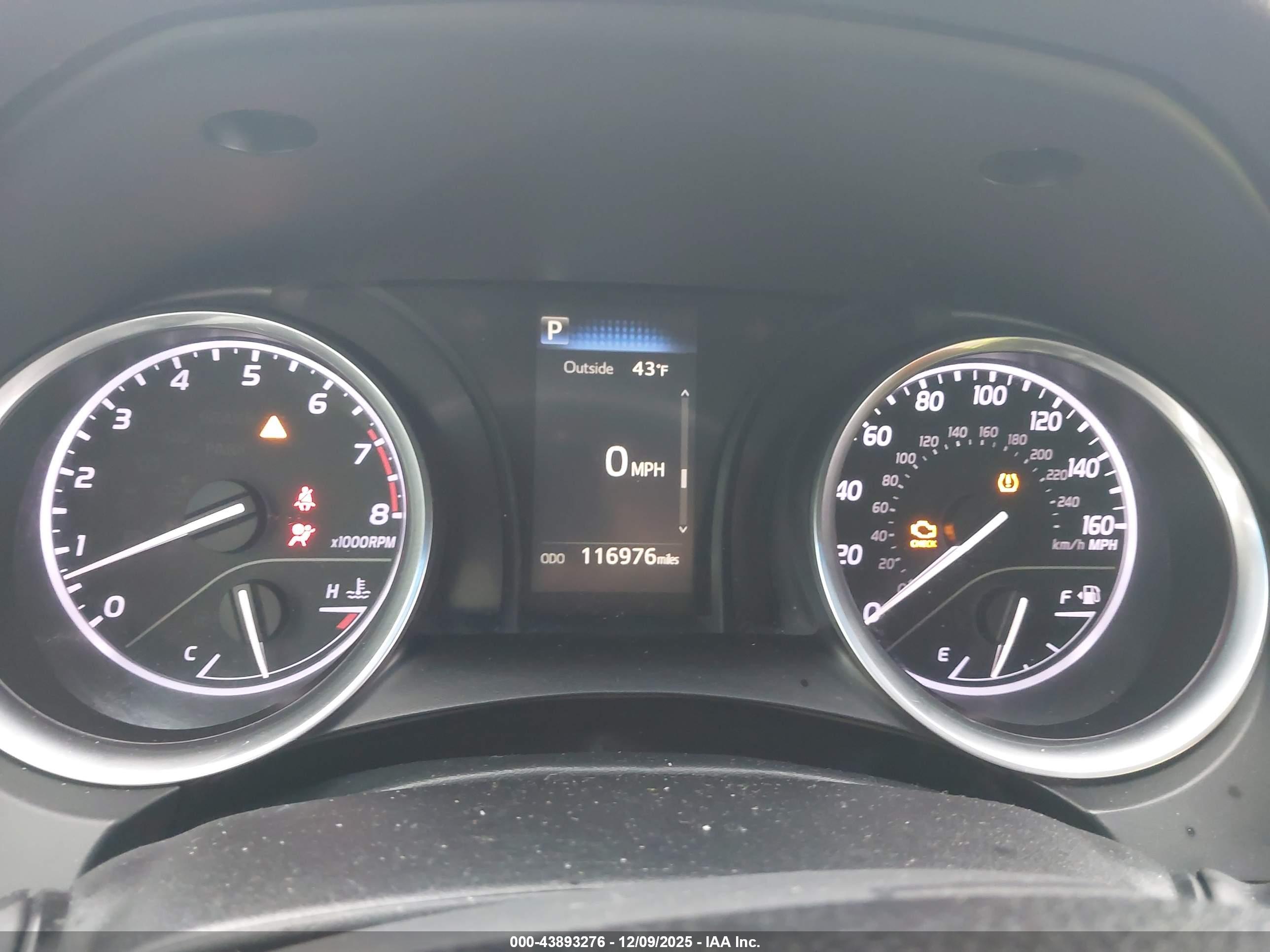 TOYOTA CAMRY image 7