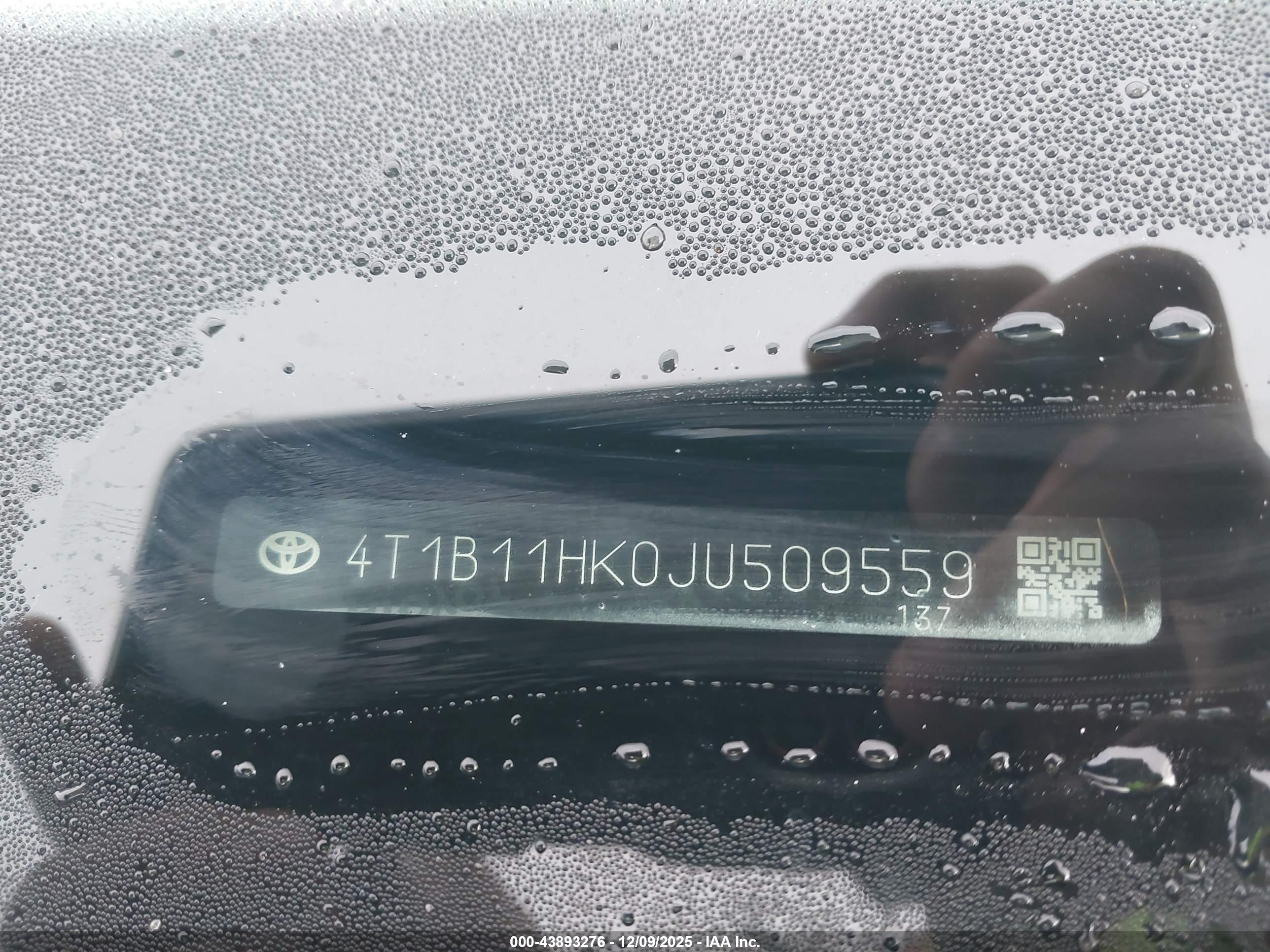 TOYOTA CAMRY image 9