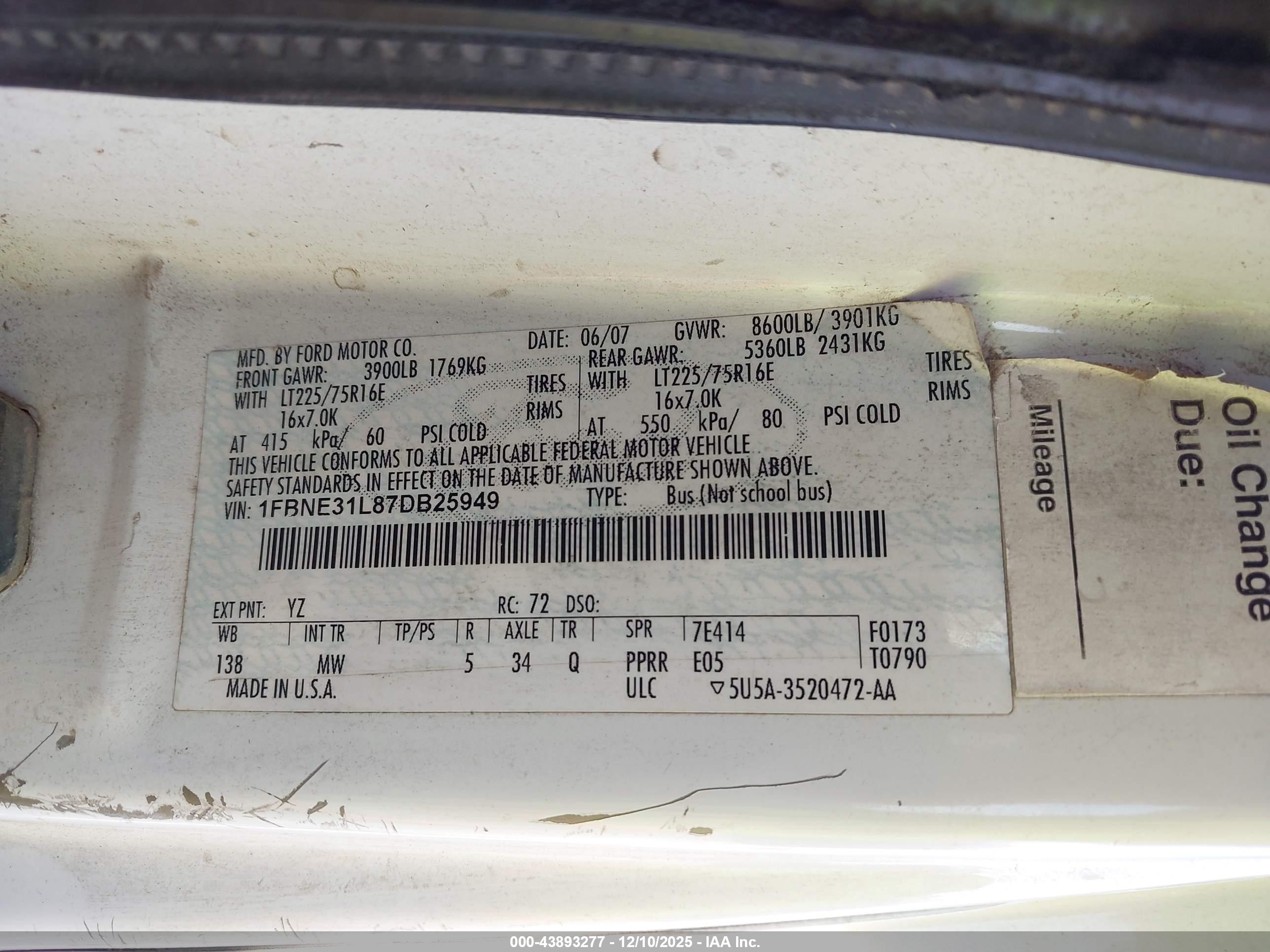 FORD E-350 image 9