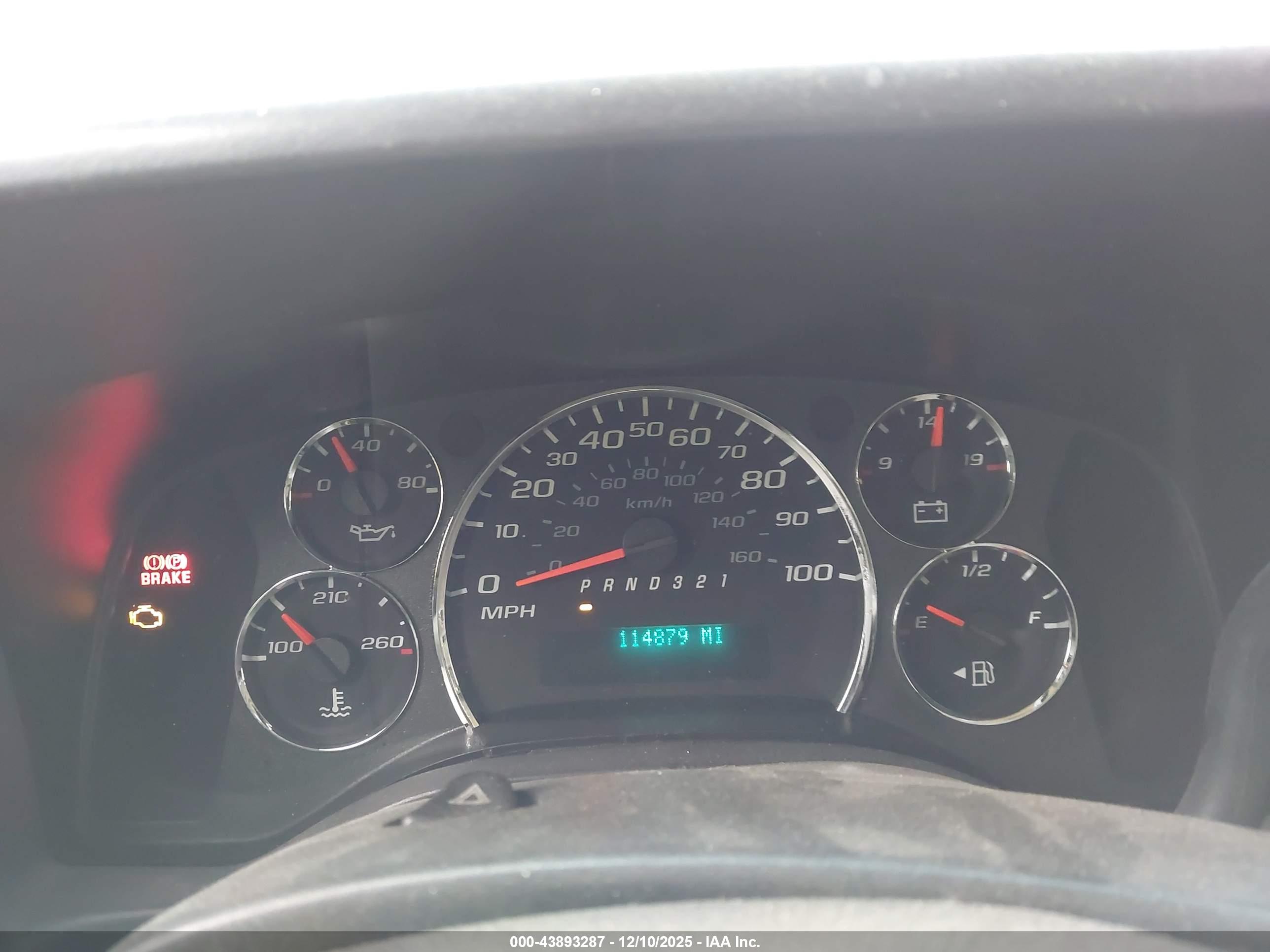 CHEVROLET EXPRESS image 7