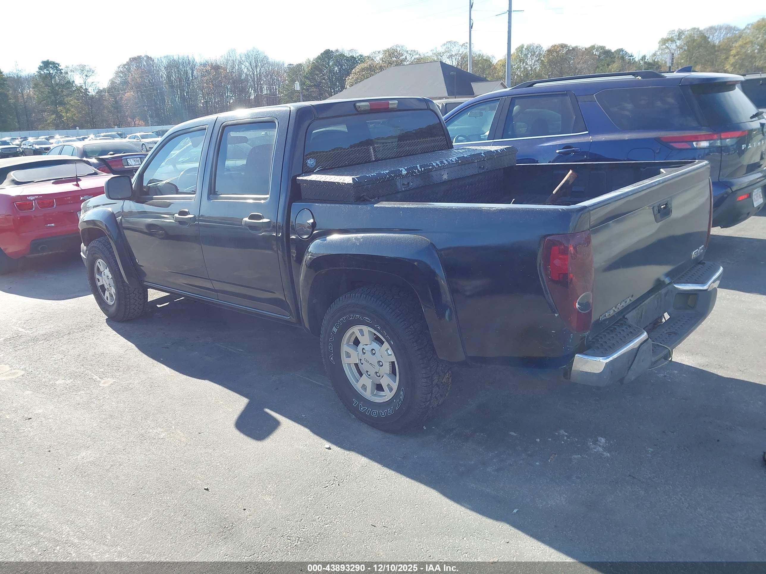 GMC CANYON image 3