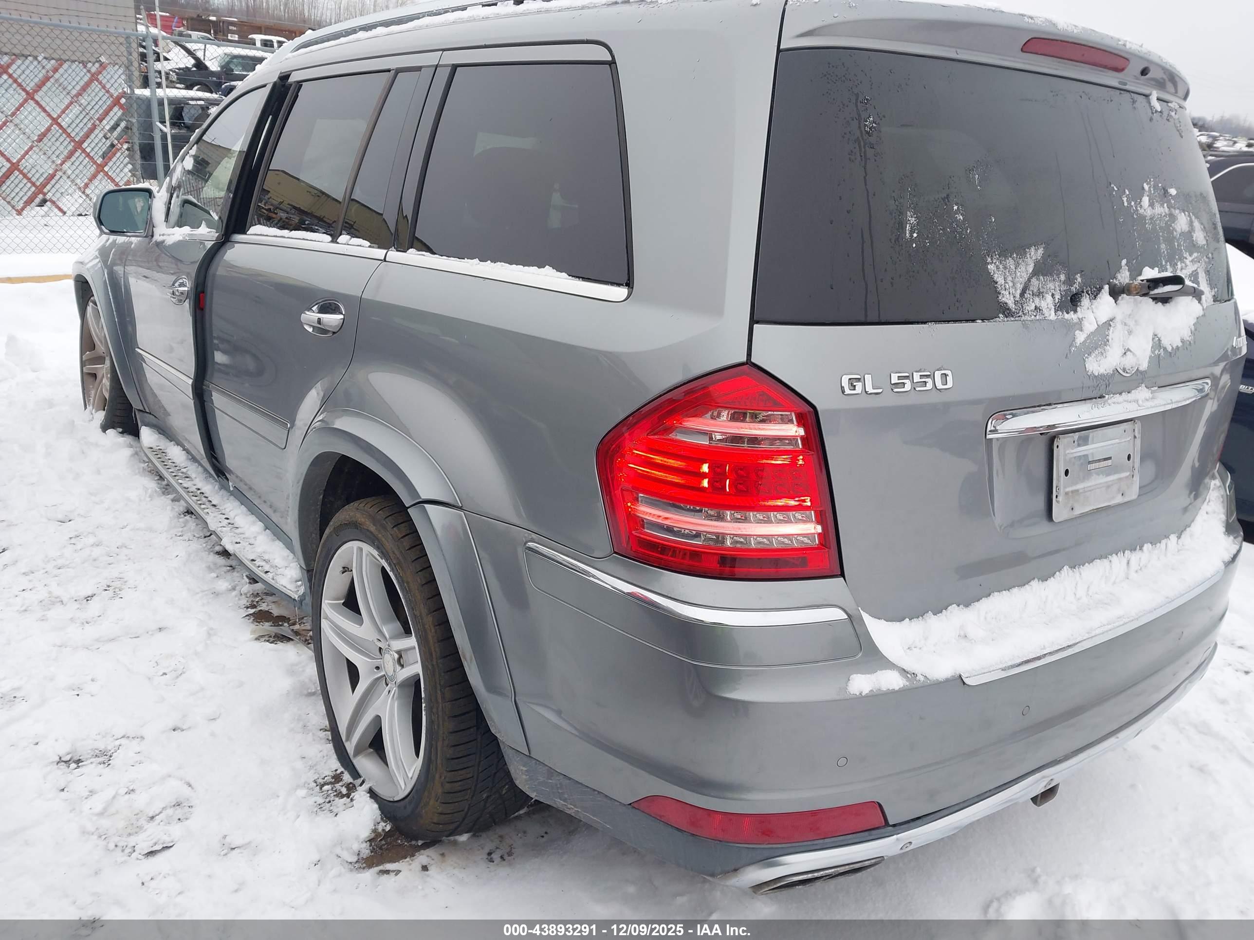 MERCEDES-BENZ GL image 3