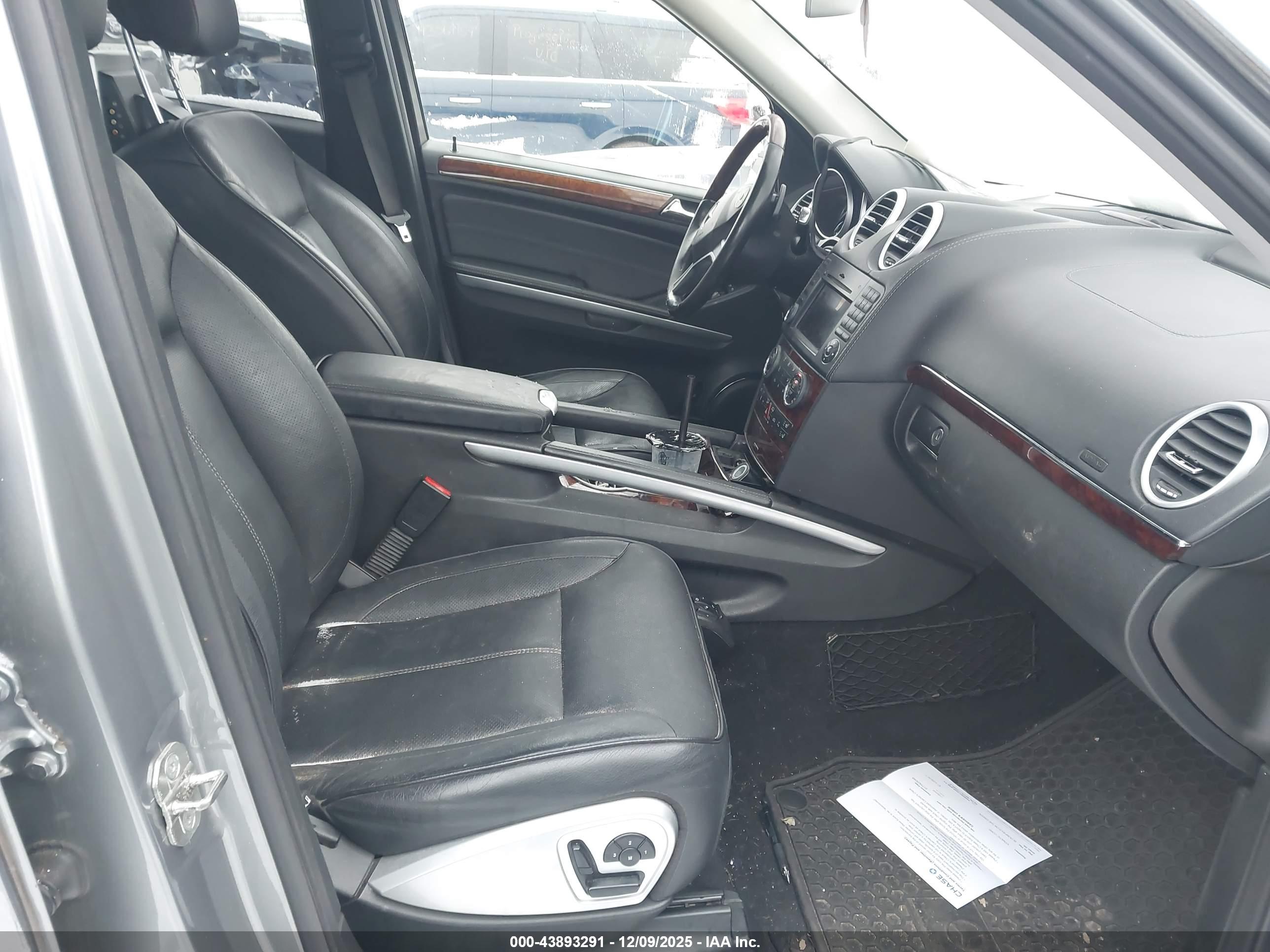 MERCEDES-BENZ GL image 5