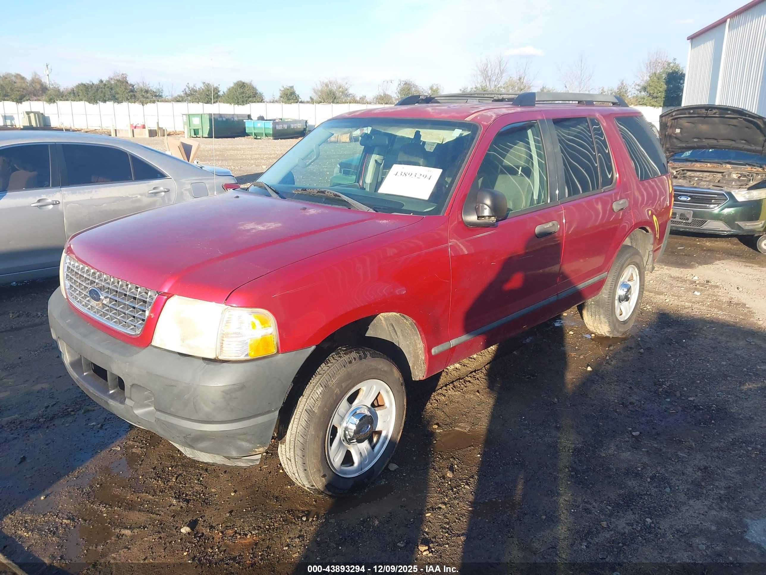 FORD EXPLORER image 2