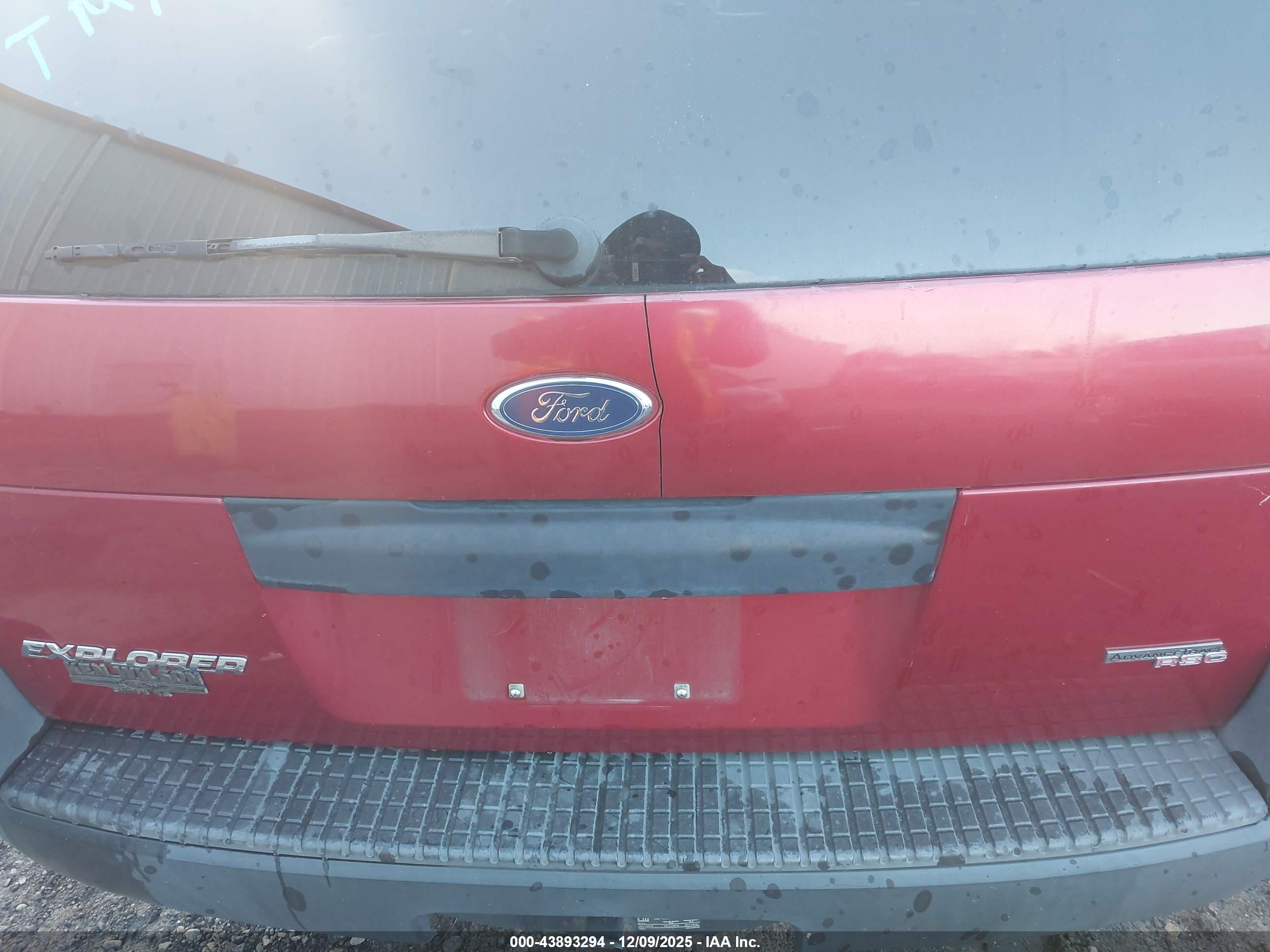 FORD EXPLORER image 6