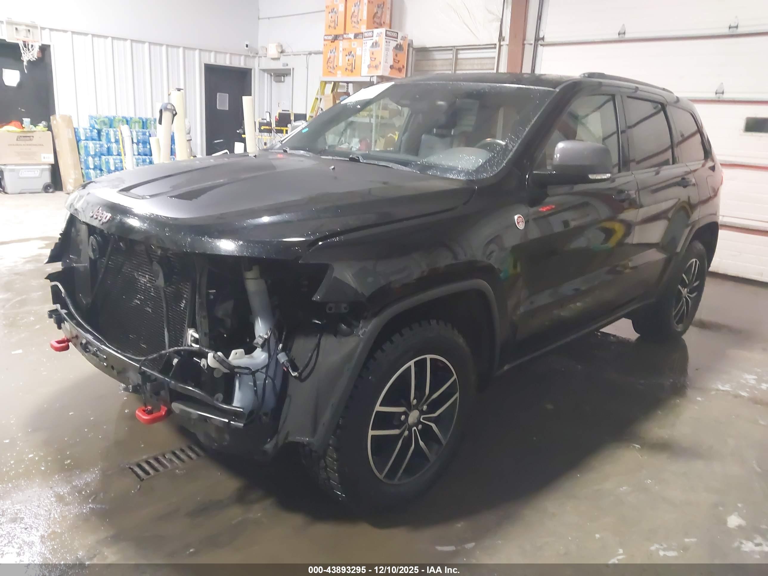 JEEP GRAND image 2