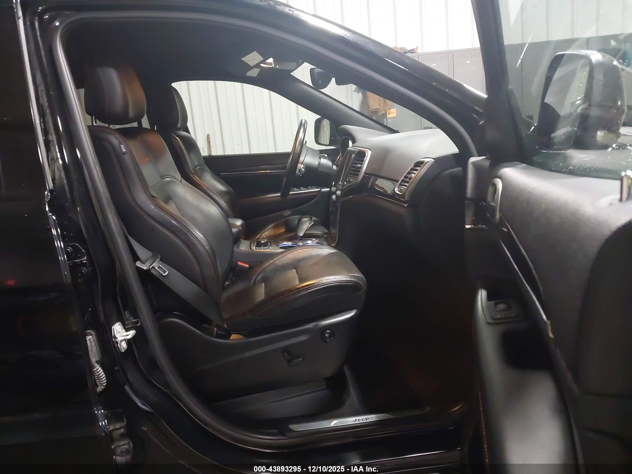 JEEP GRAND image 5