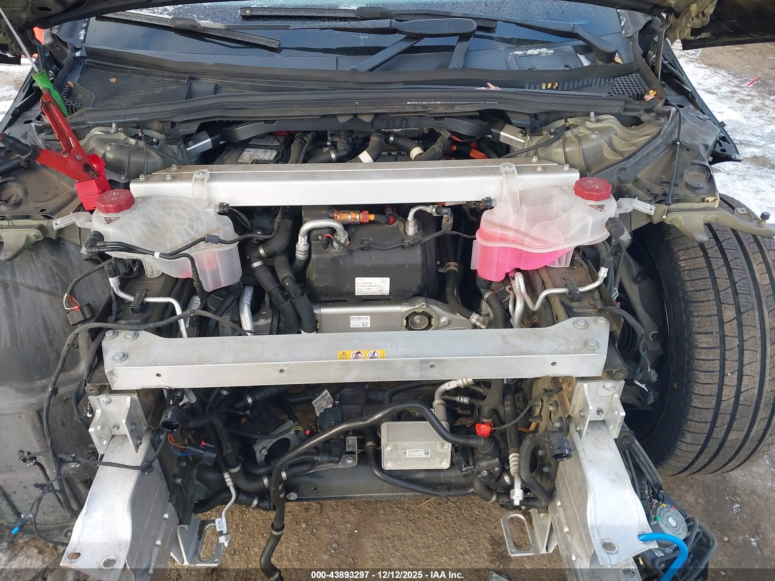 MERCEDES-BENZ EQS image 10