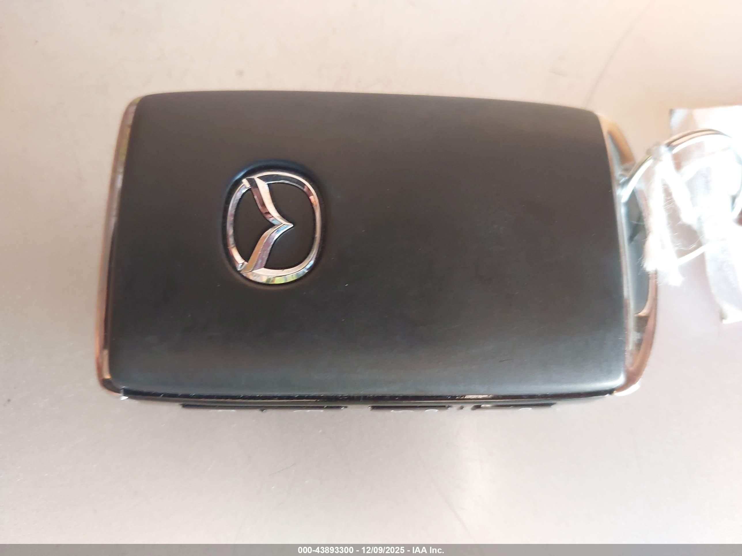 MAZDA CX-90 image 11