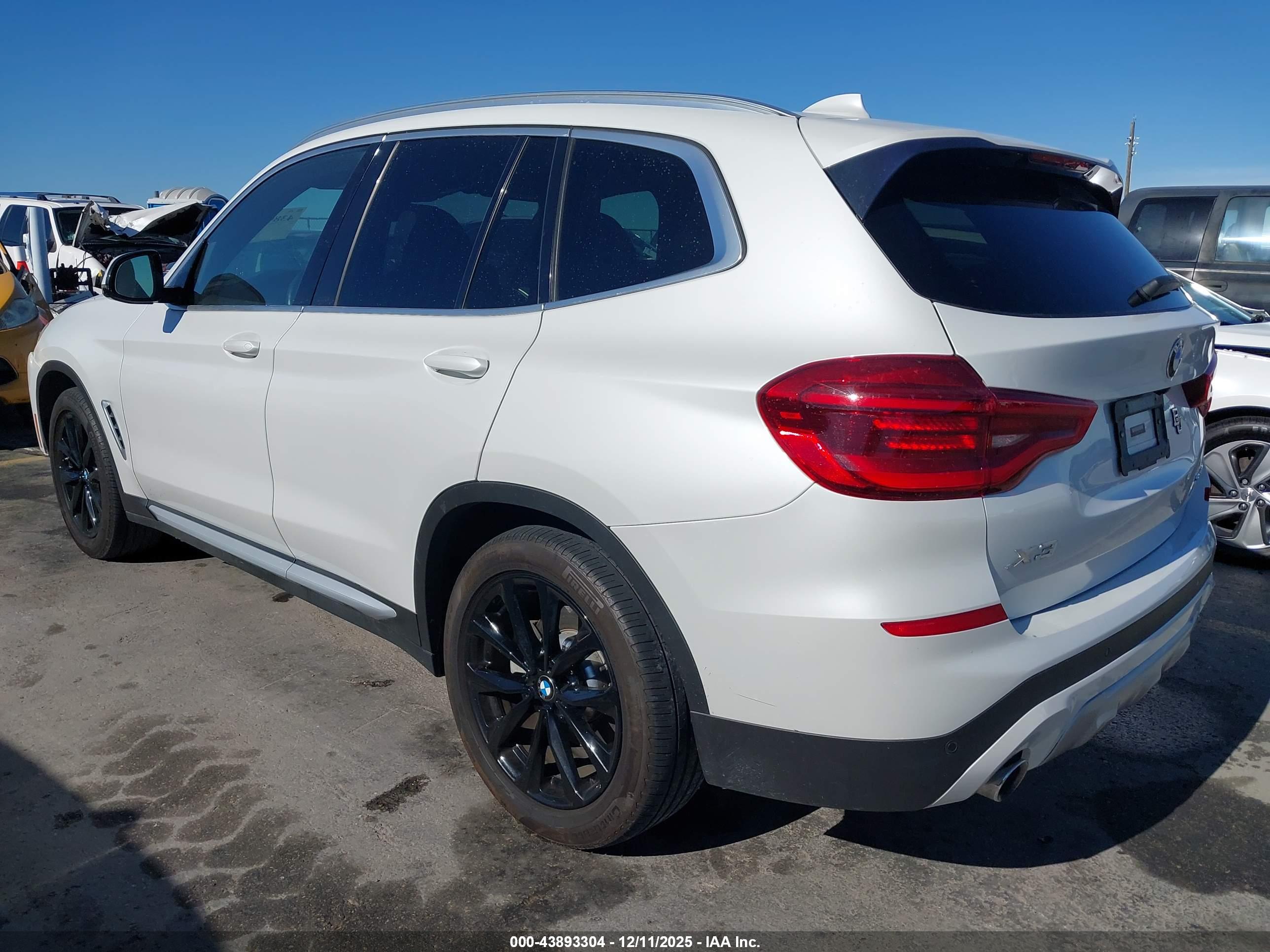 BMW X3 image 3