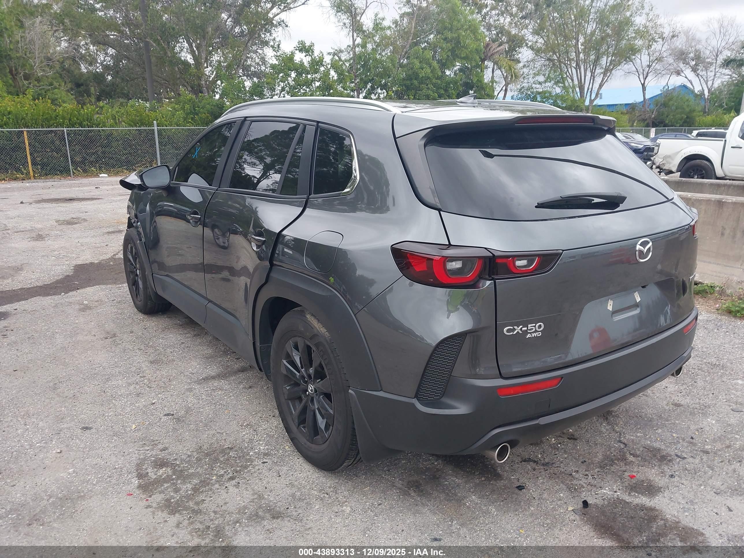MAZDA CX-50 image 3
