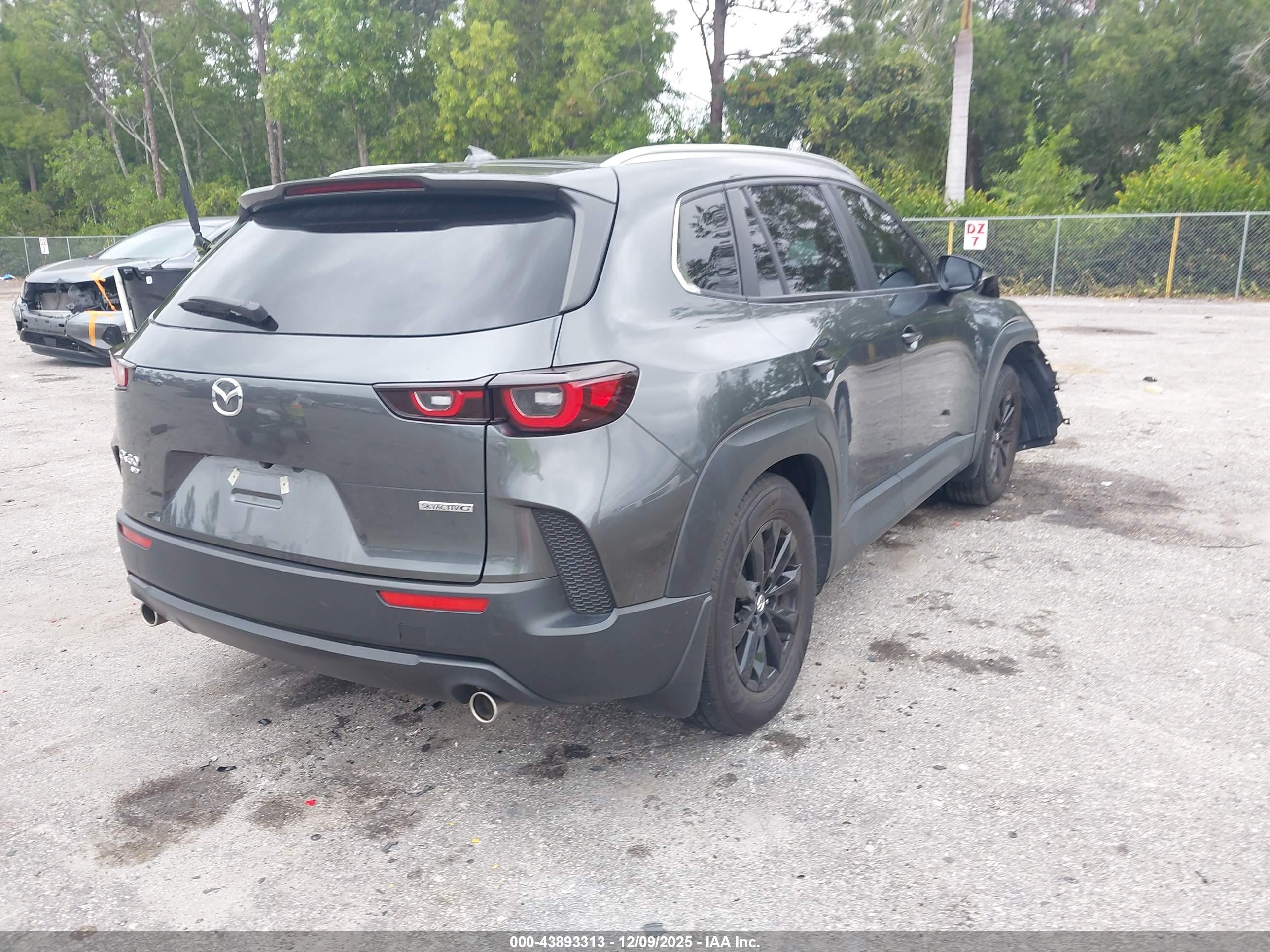 MAZDA CX-50 image 4