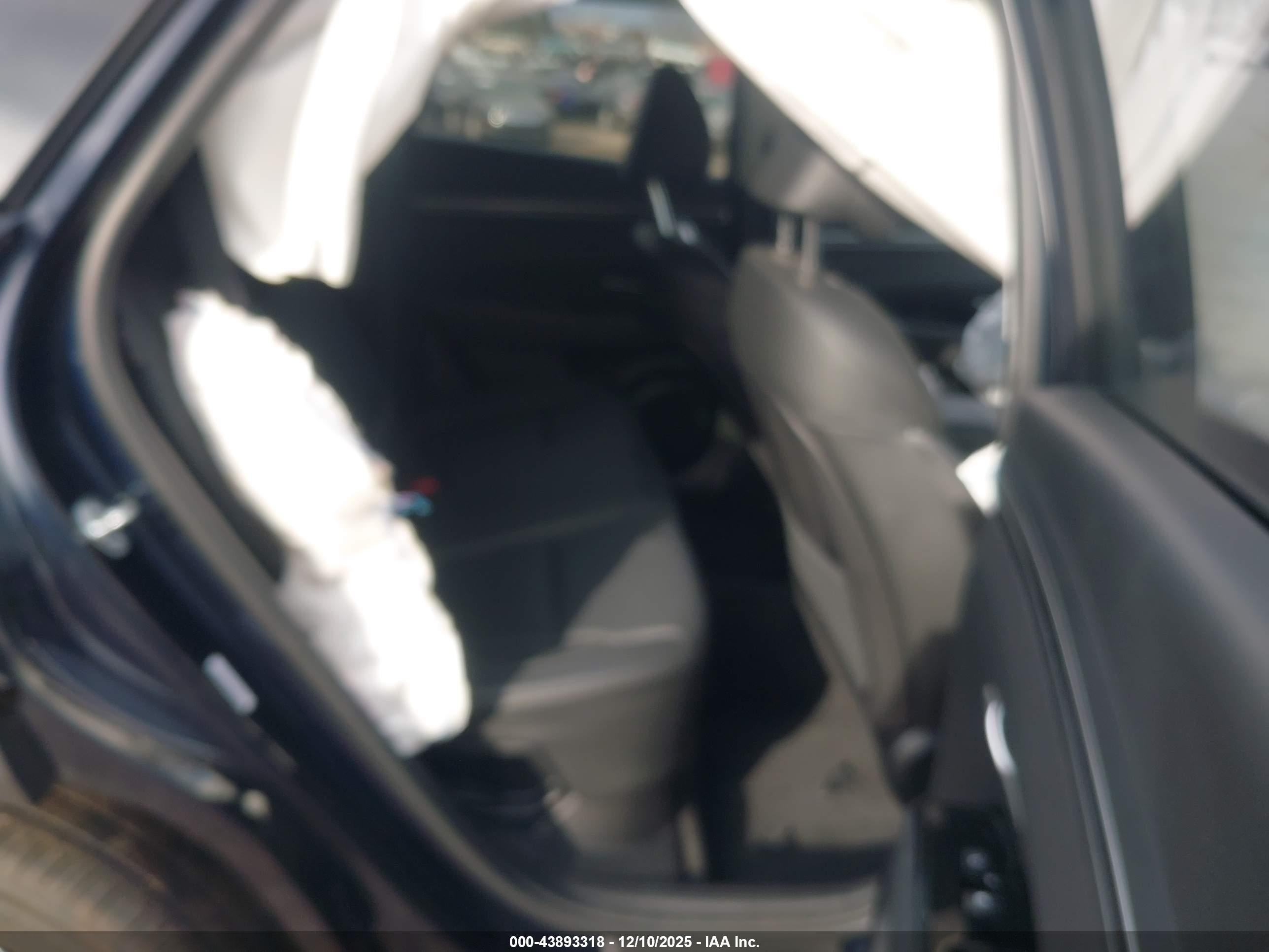 HYUNDAI TUCSON image 8