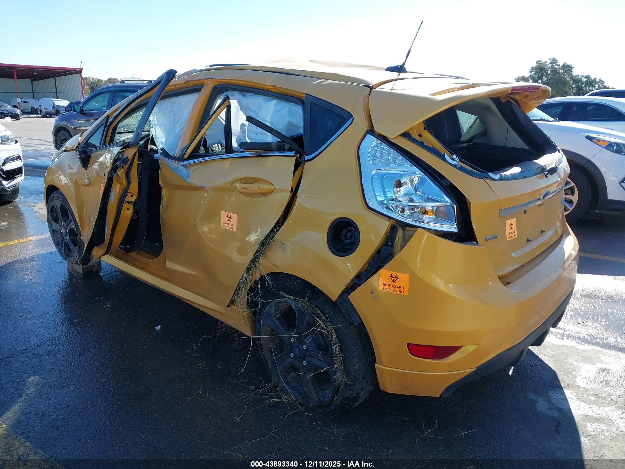 FORD FIESTA image 3