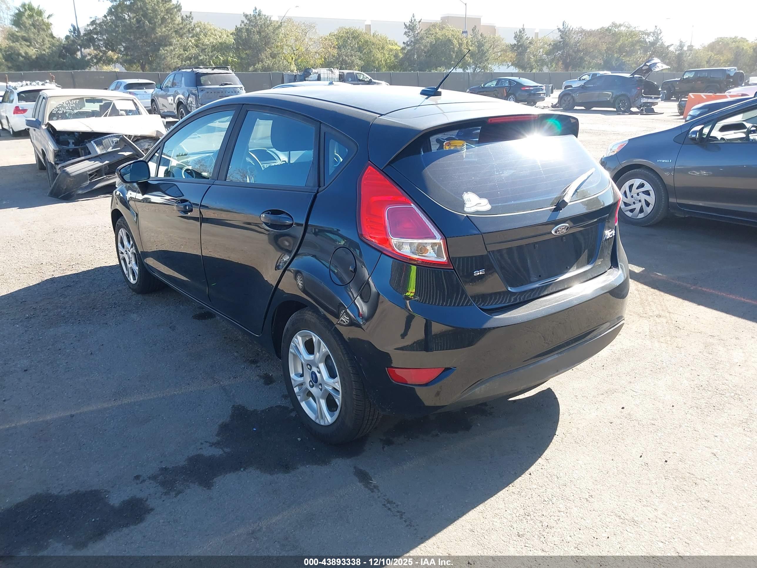 FORD FIESTA image 3