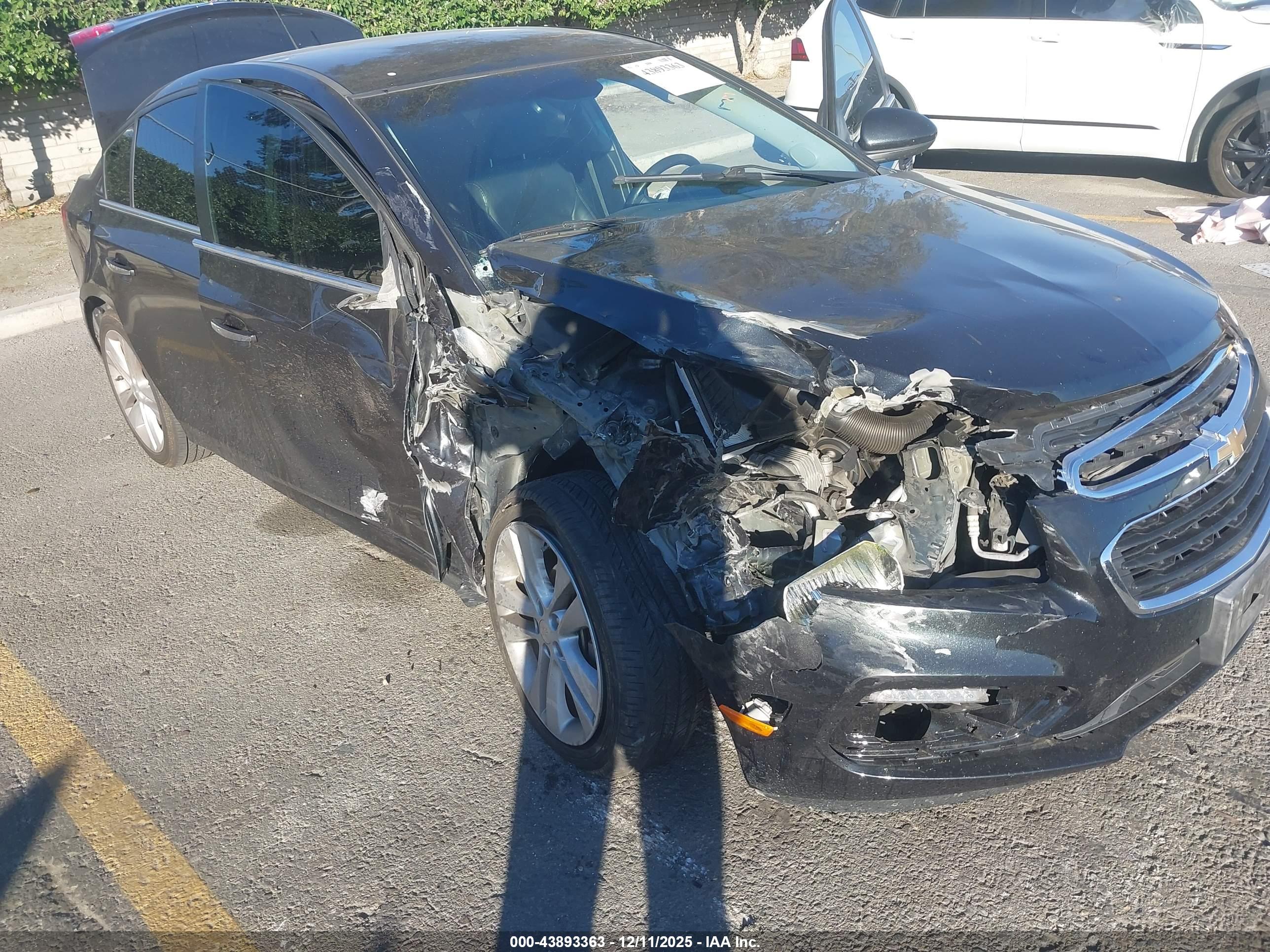 CHEVROLET CRUZE image 6