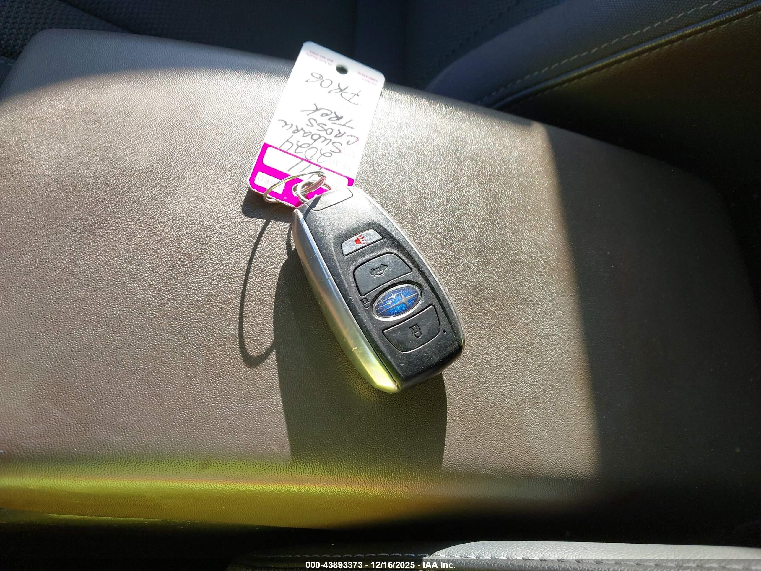SUBARU CROSSTREK image 11